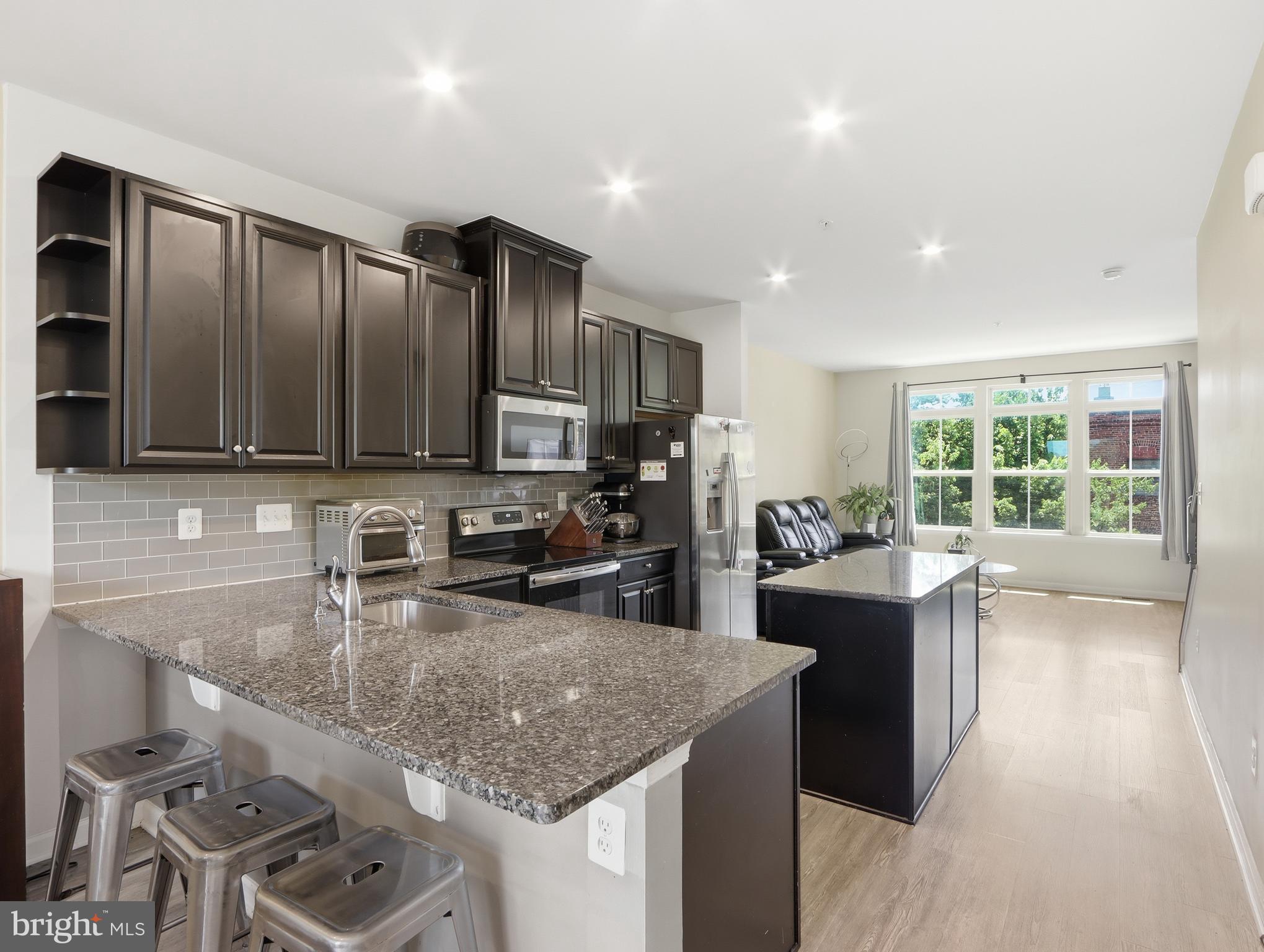 OLDHAM CROSSING - Residential