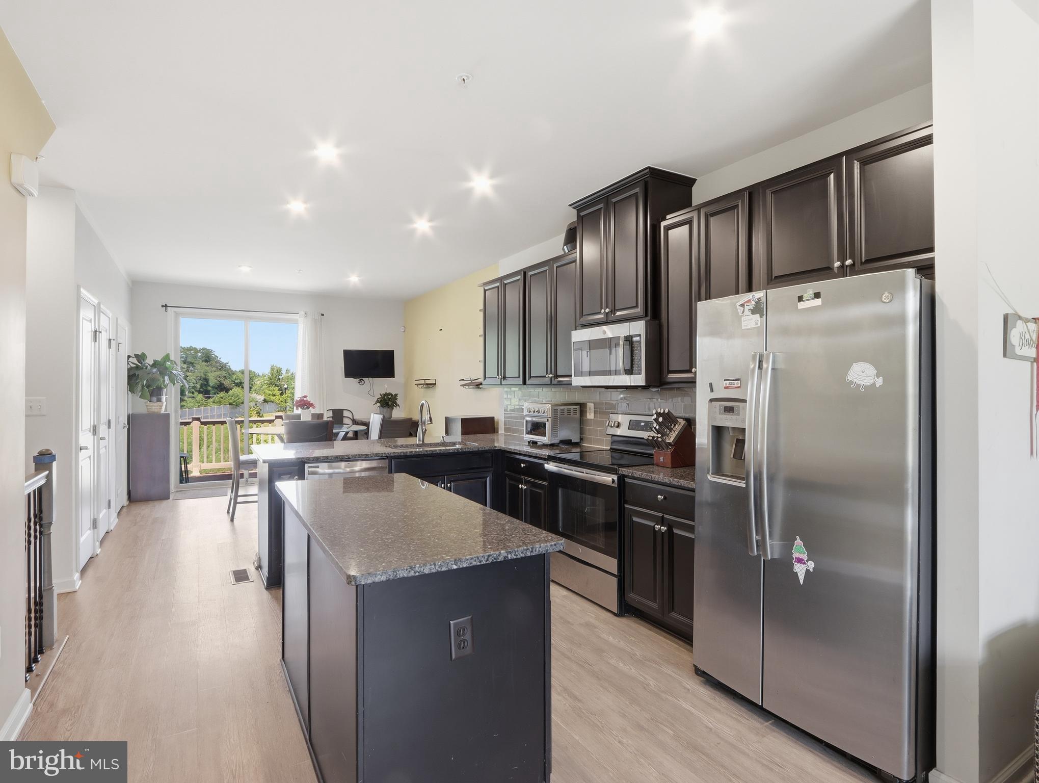 OLDHAM CROSSING - Residential