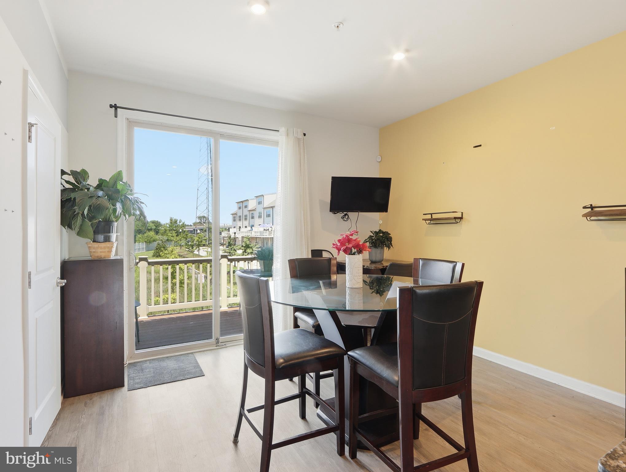 OLDHAM CROSSING - Residential