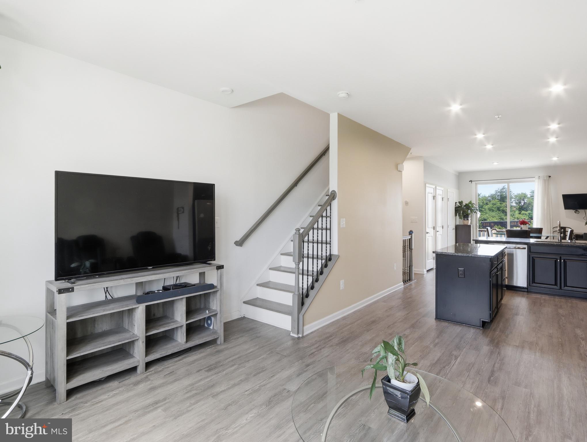 OLDHAM CROSSING - Residential