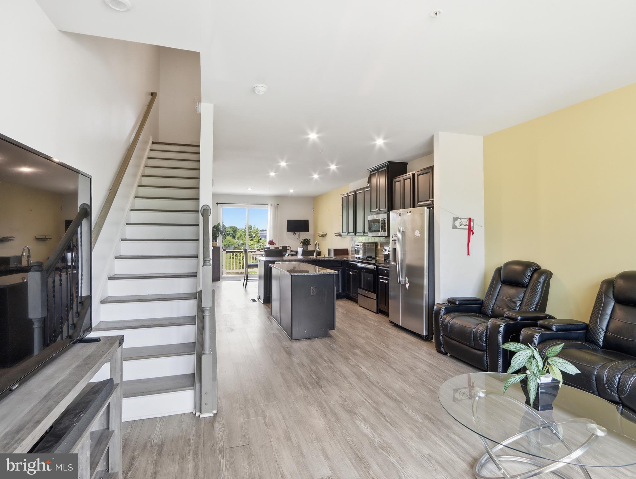 OLDHAM CROSSING - Residential