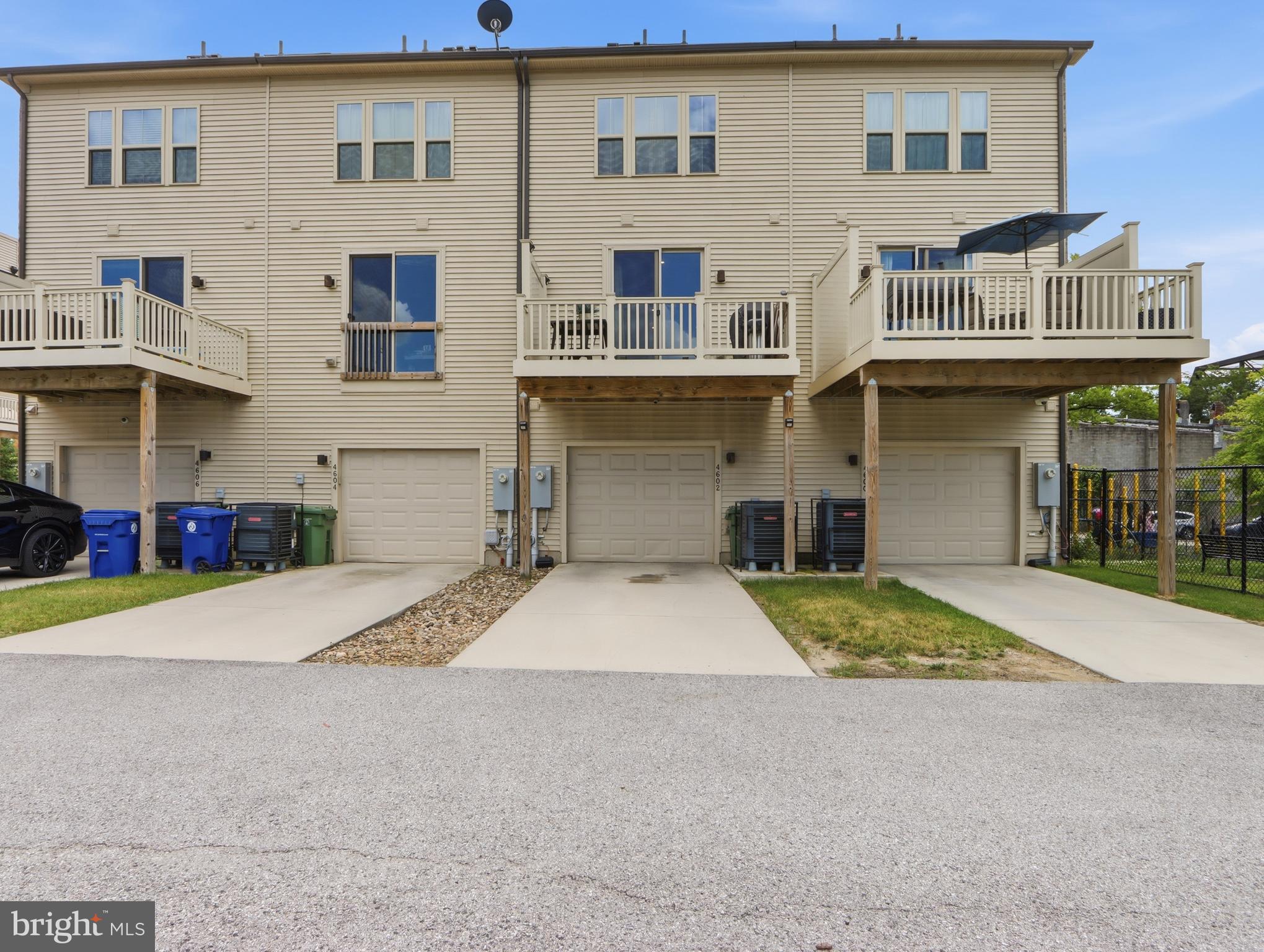 OLDHAM CROSSING - Residential