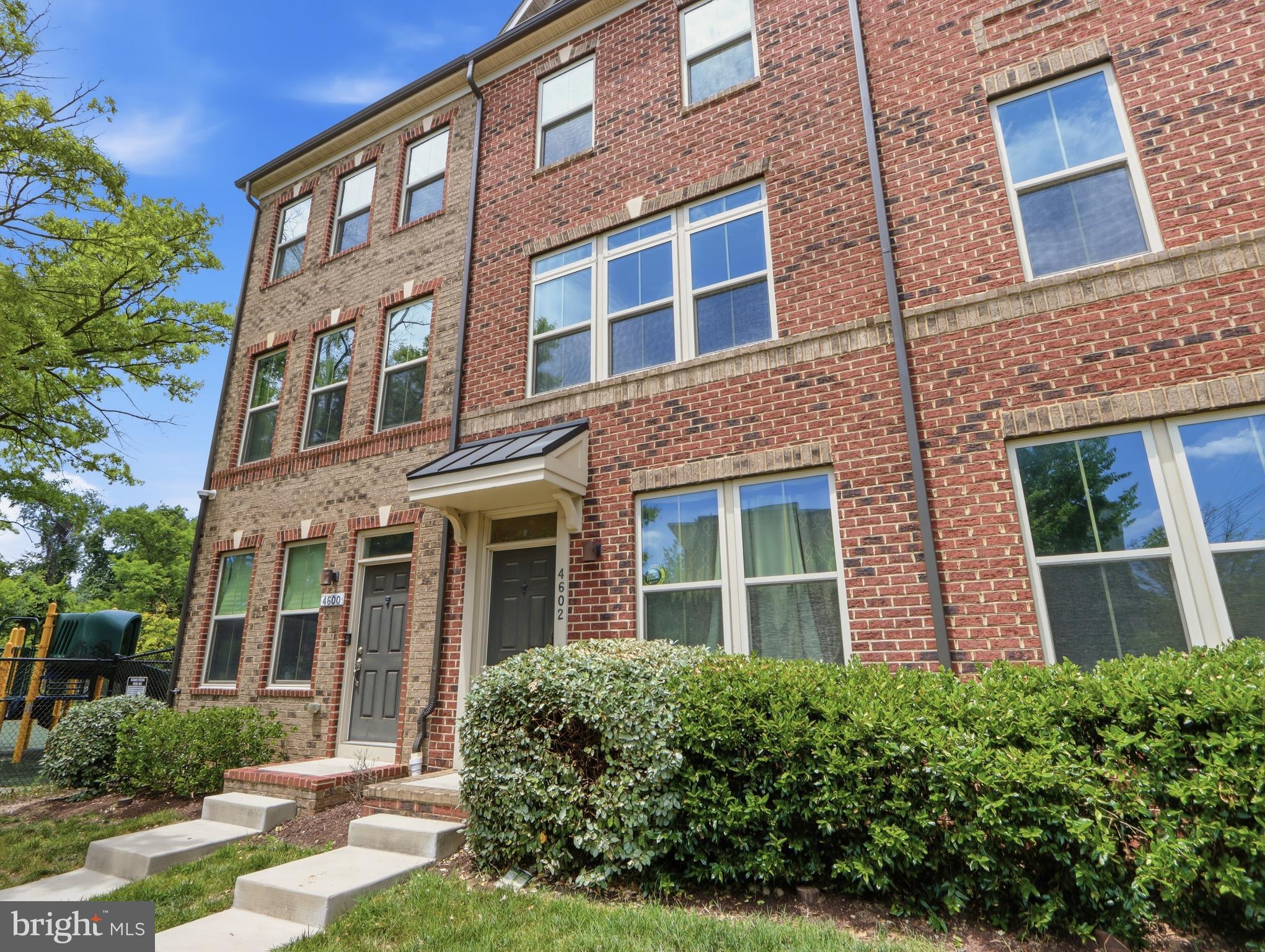OLDHAM CROSSING - Residential