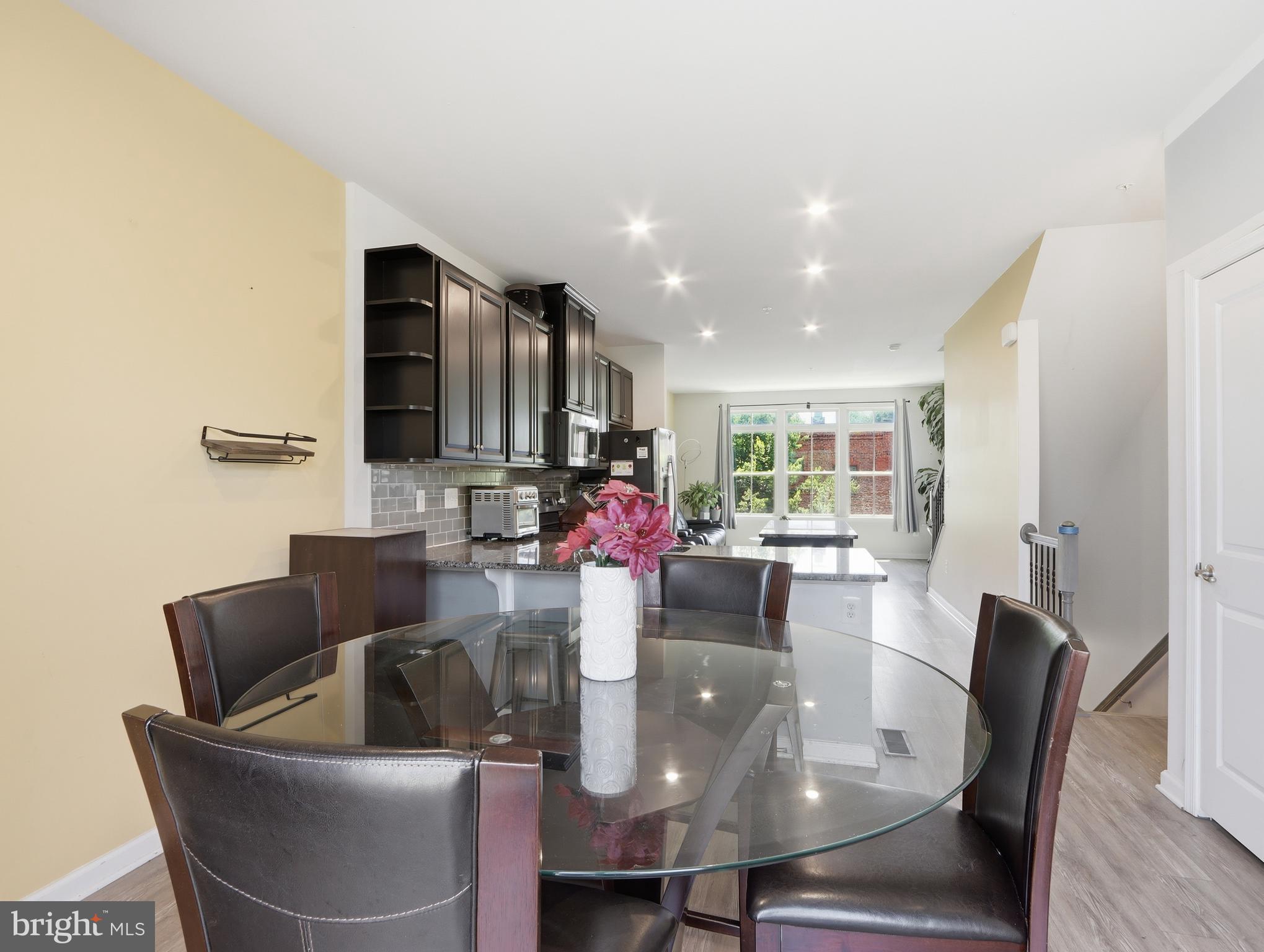 OLDHAM CROSSING - Residential