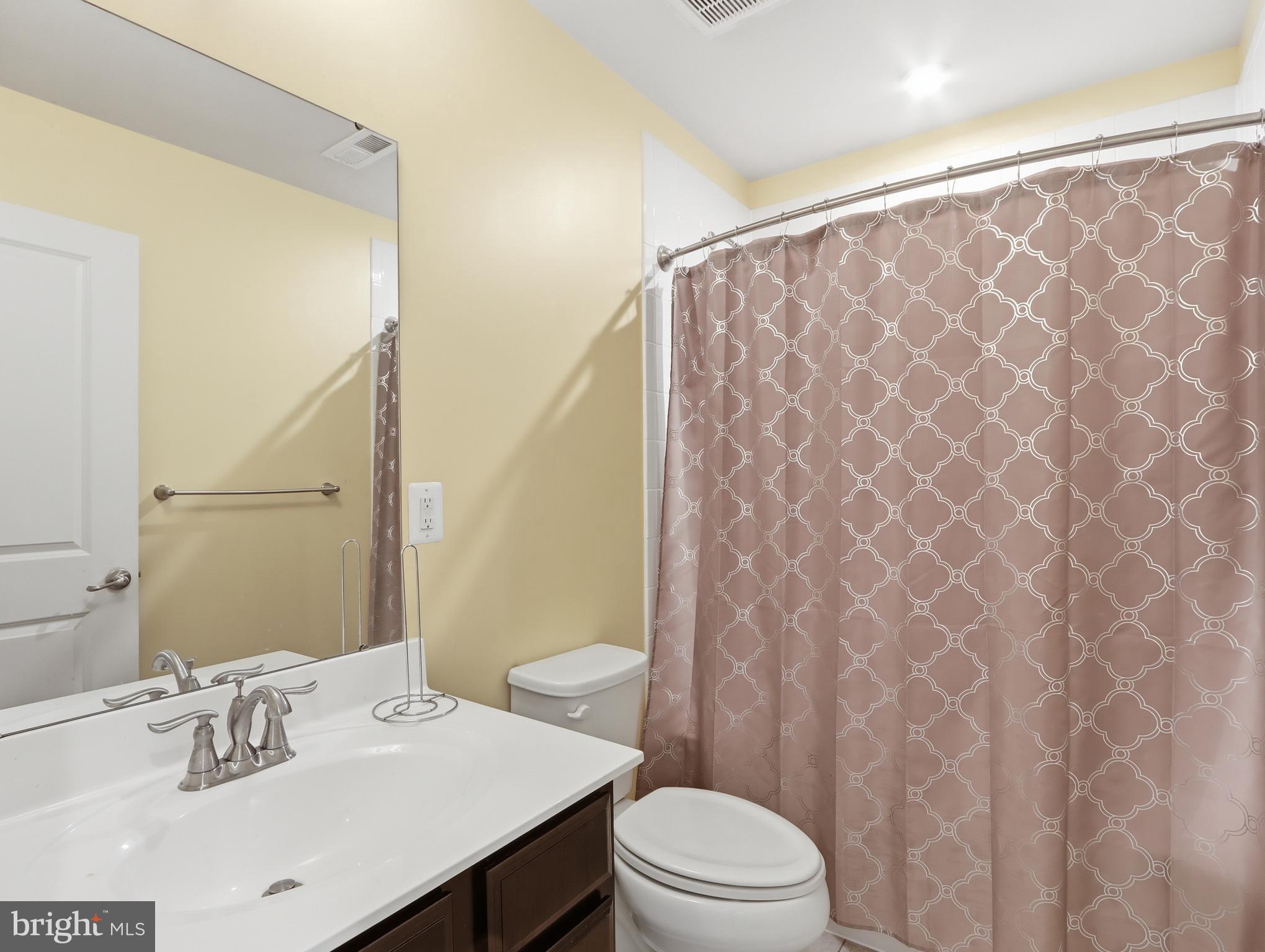 OLDHAM CROSSING - Residential