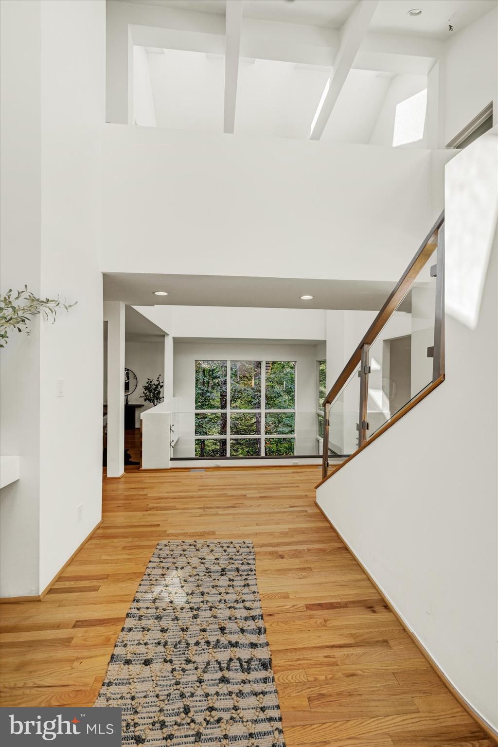 GARDEN VIEW - Residential