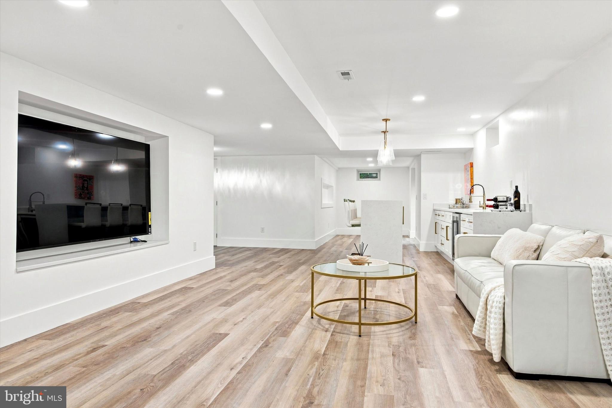 TATTERSALL - Residential