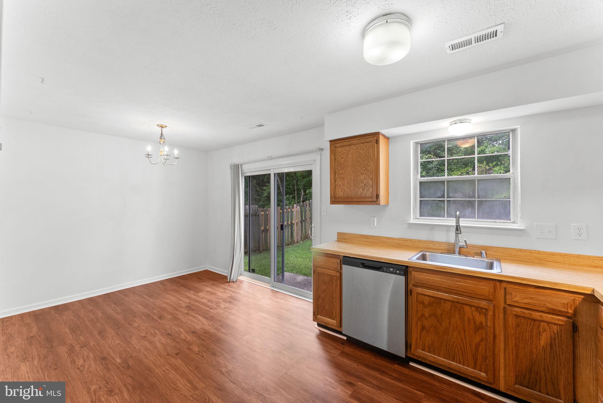 CABIN CREEKWOOD - Residential