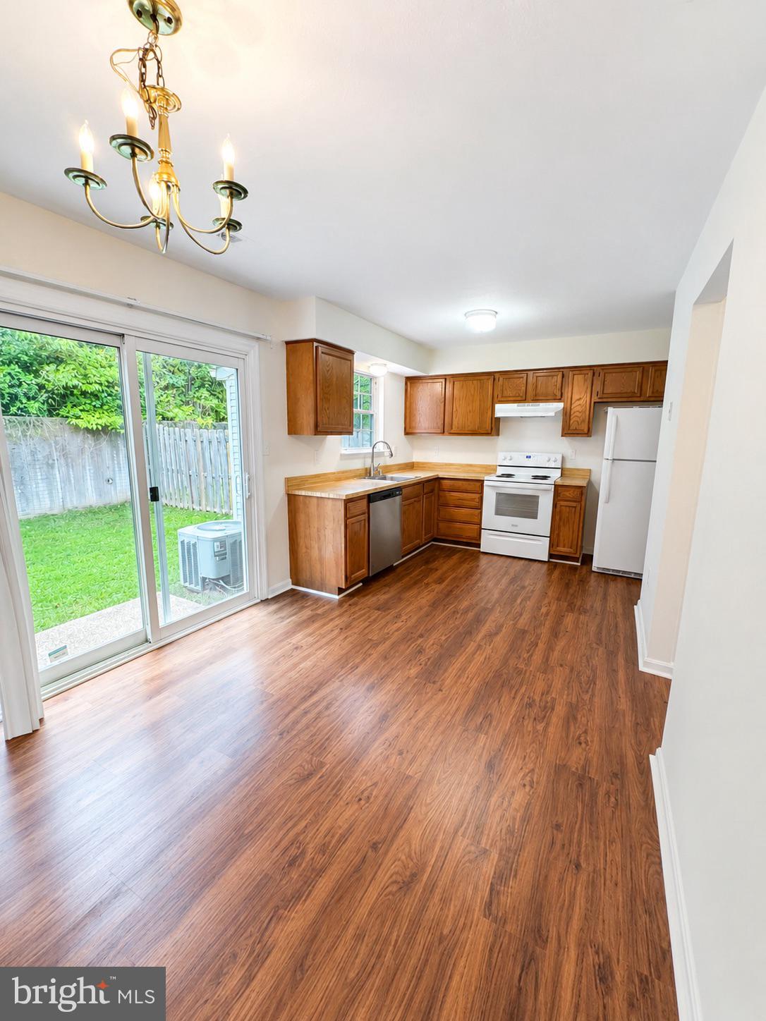 CABIN CREEKWOOD - Residential