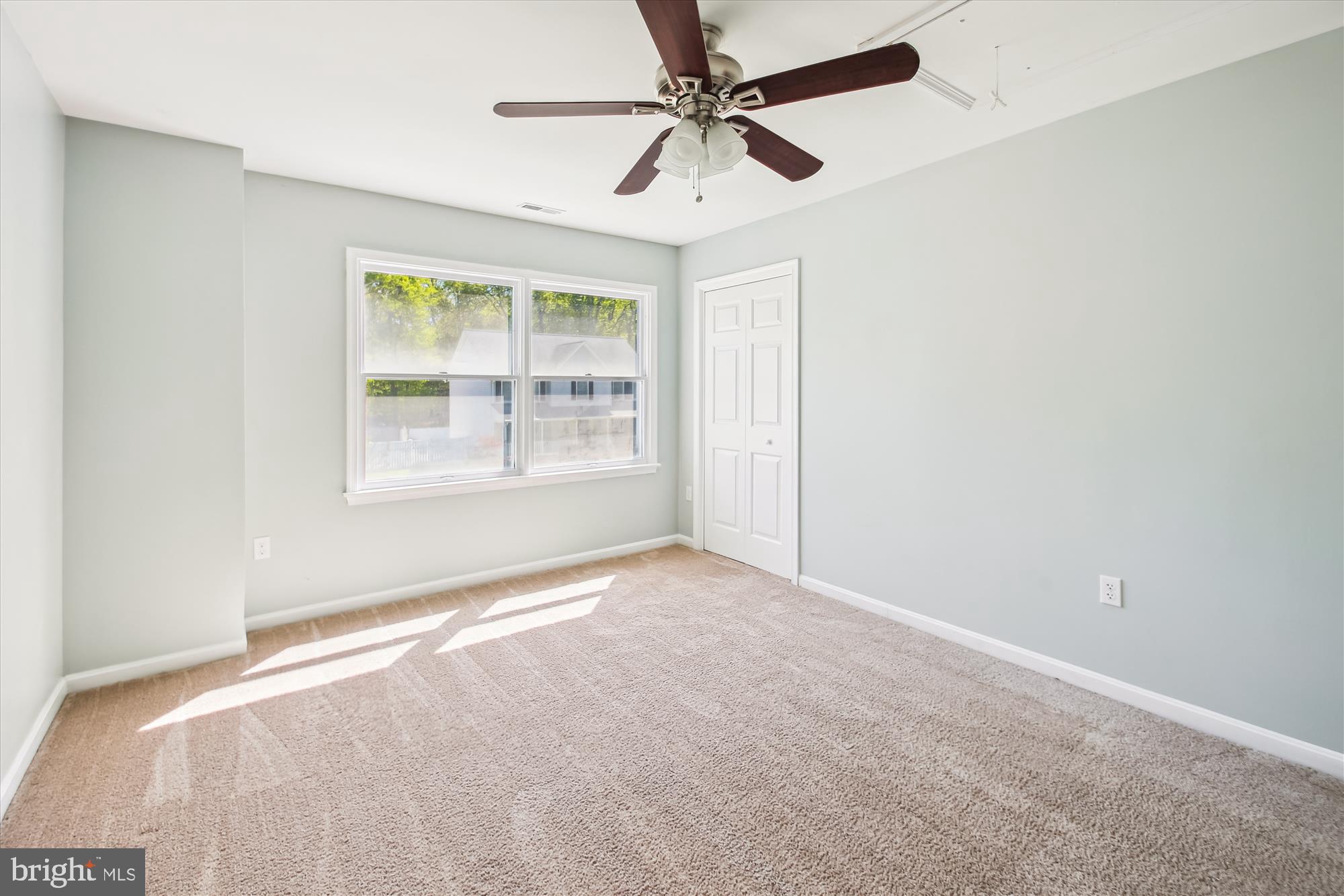 CEDARHURST ON THE BAY - Residential