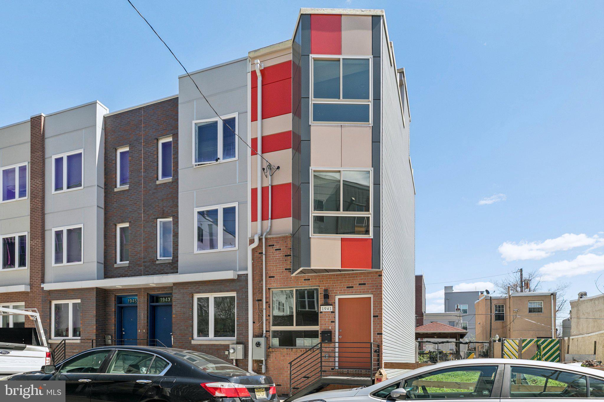 PHILADELPHIA - Residential