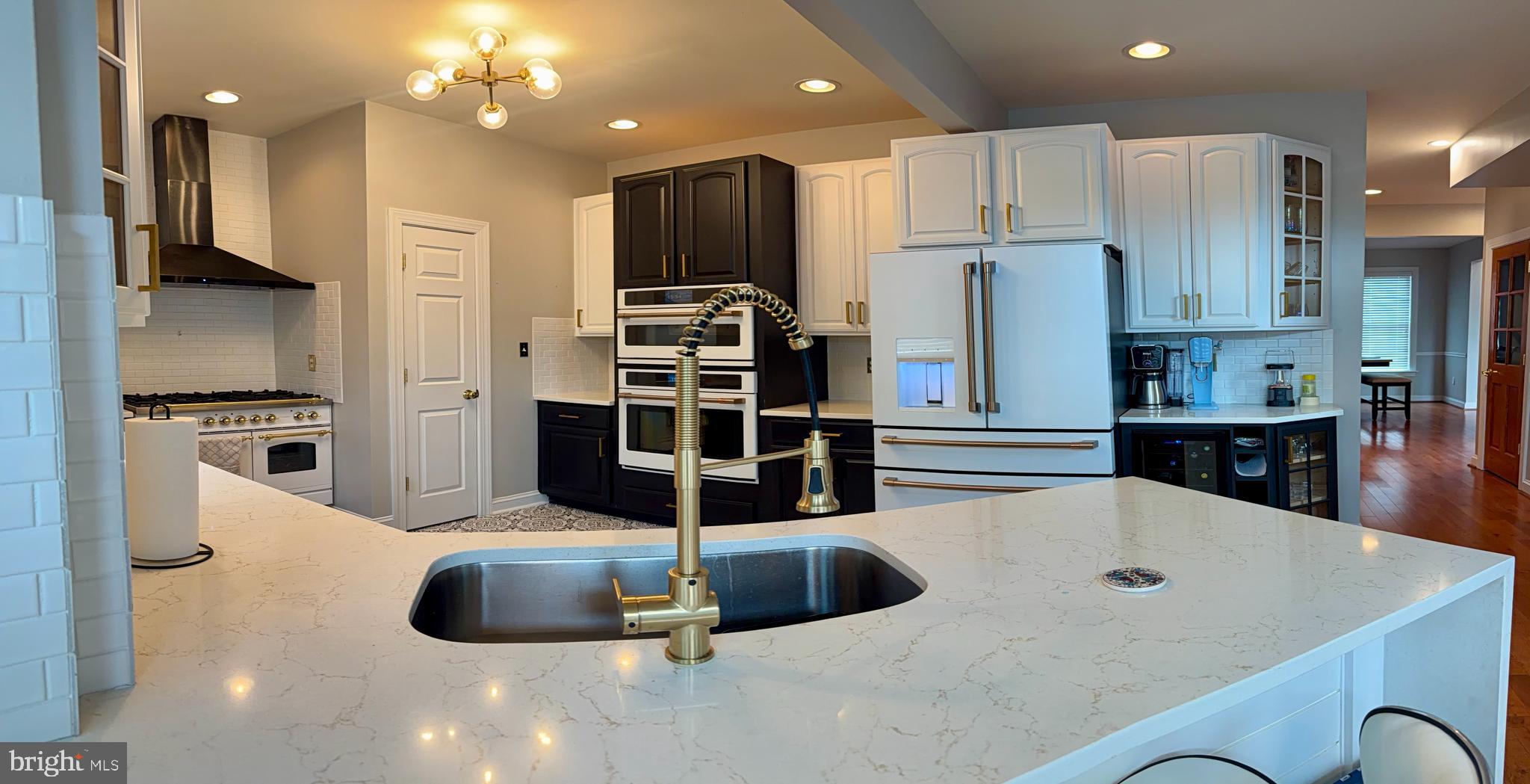 CHURCH POINT - Residential