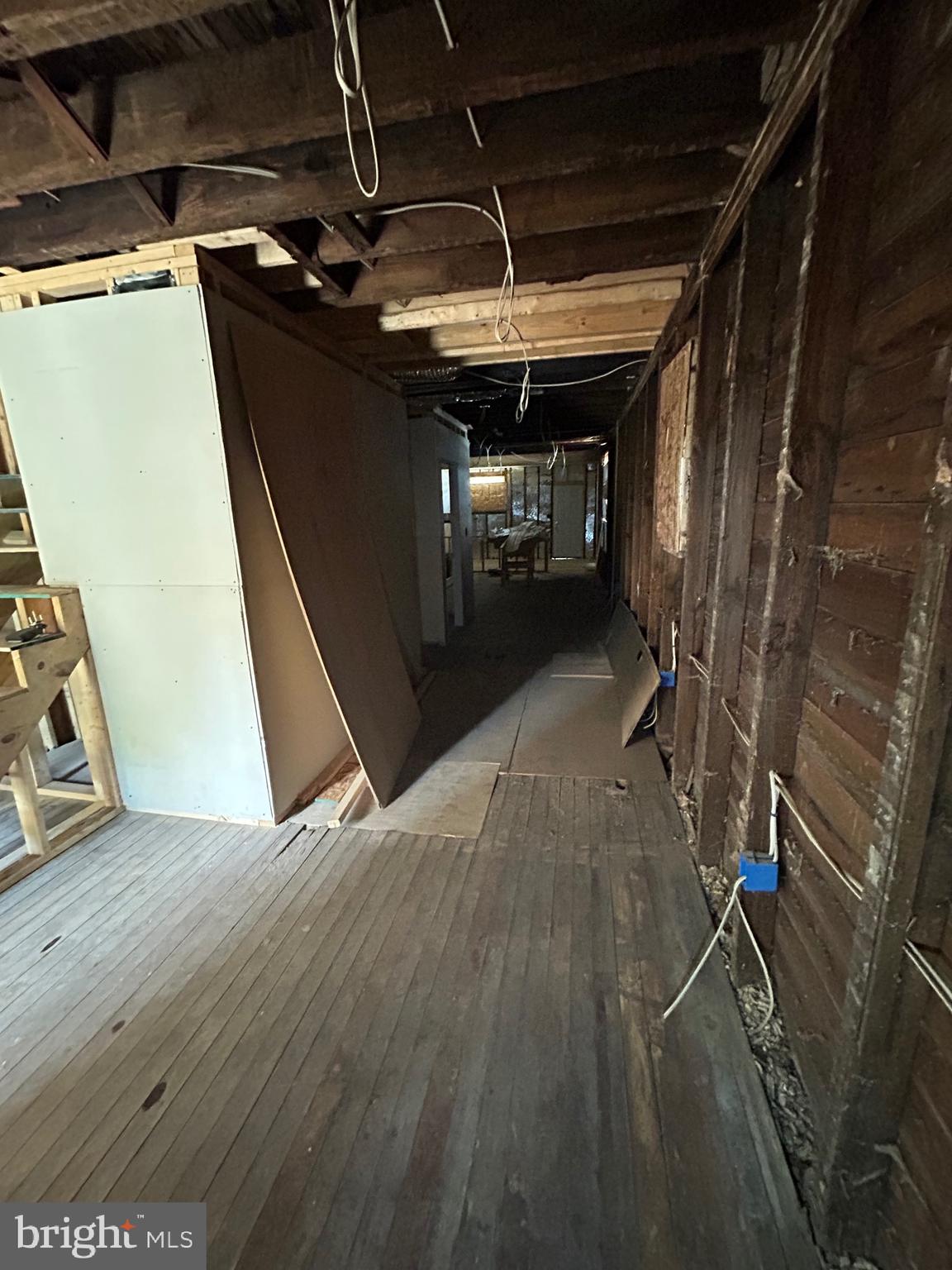 CARROLL-SOUTH HILTON - Residential