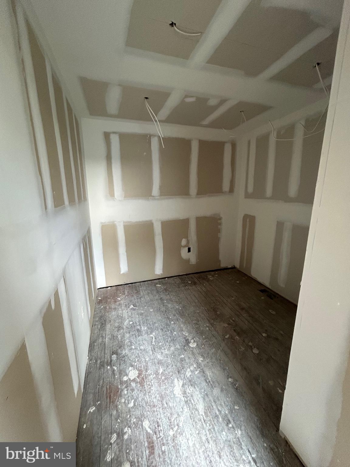 CARROLL-SOUTH HILTON - Residential