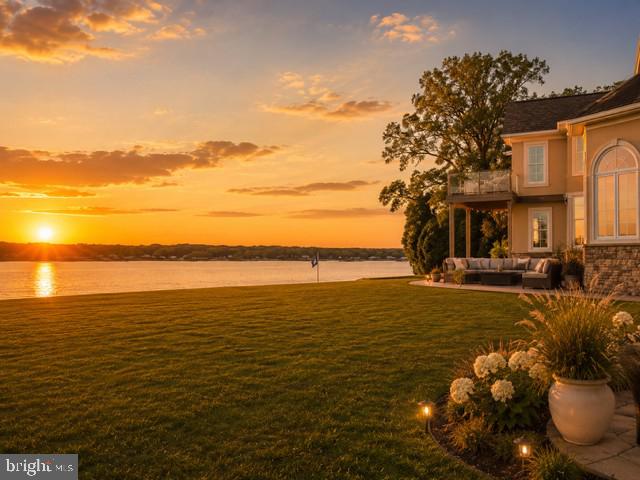 PAYNES POINT - Residential