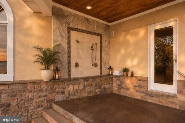 PAYNES POINT - Residential