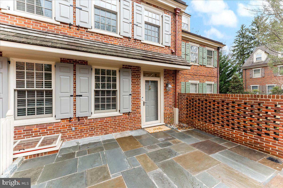 WILLOWMERE - Residential