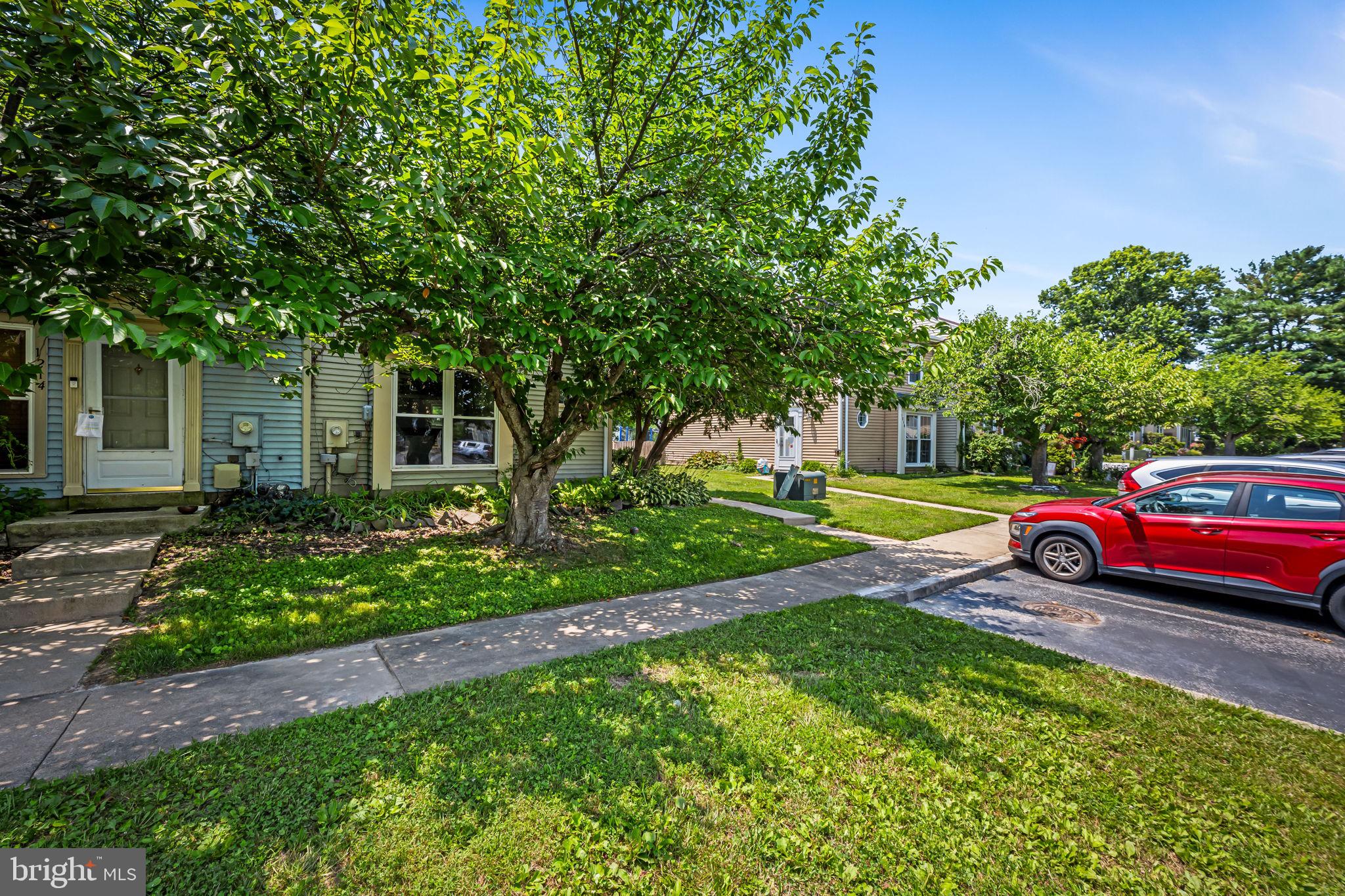 RIVERSIDE - Residential