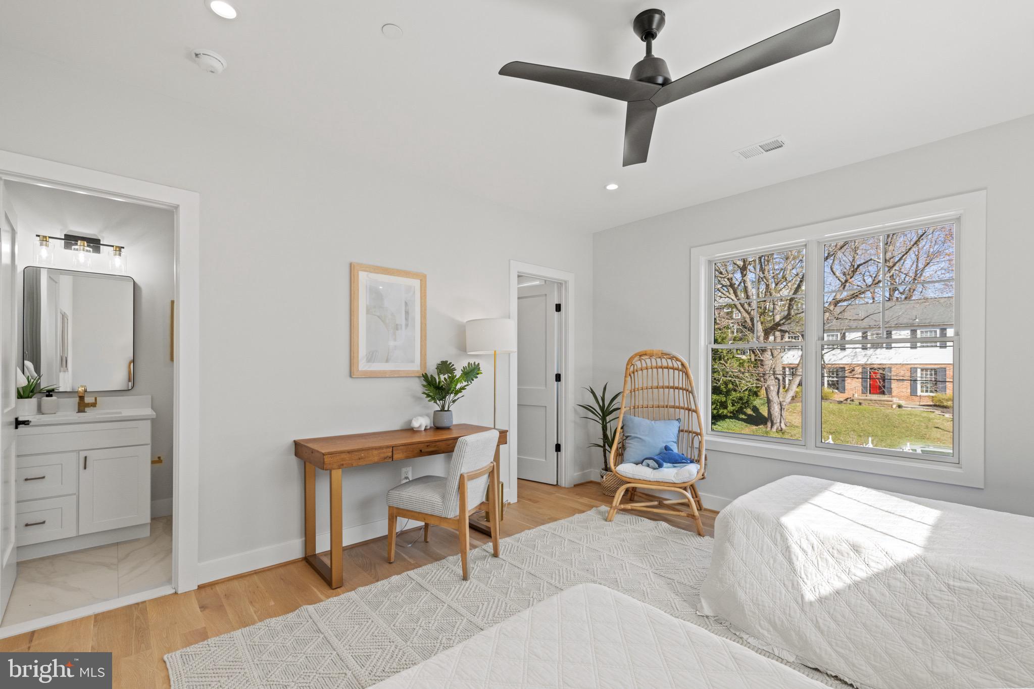 COHASSET - Residential