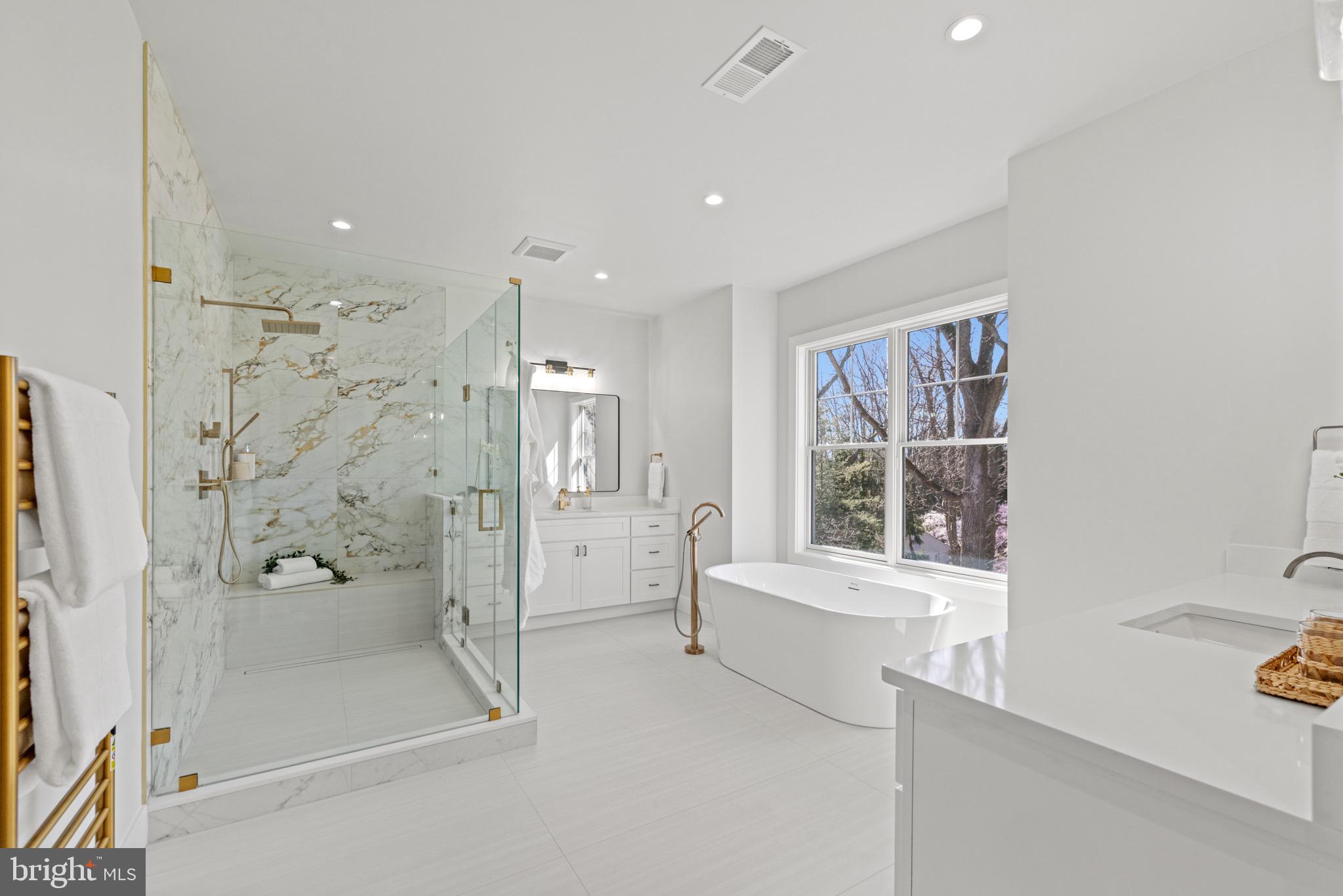 COHASSET - Residential