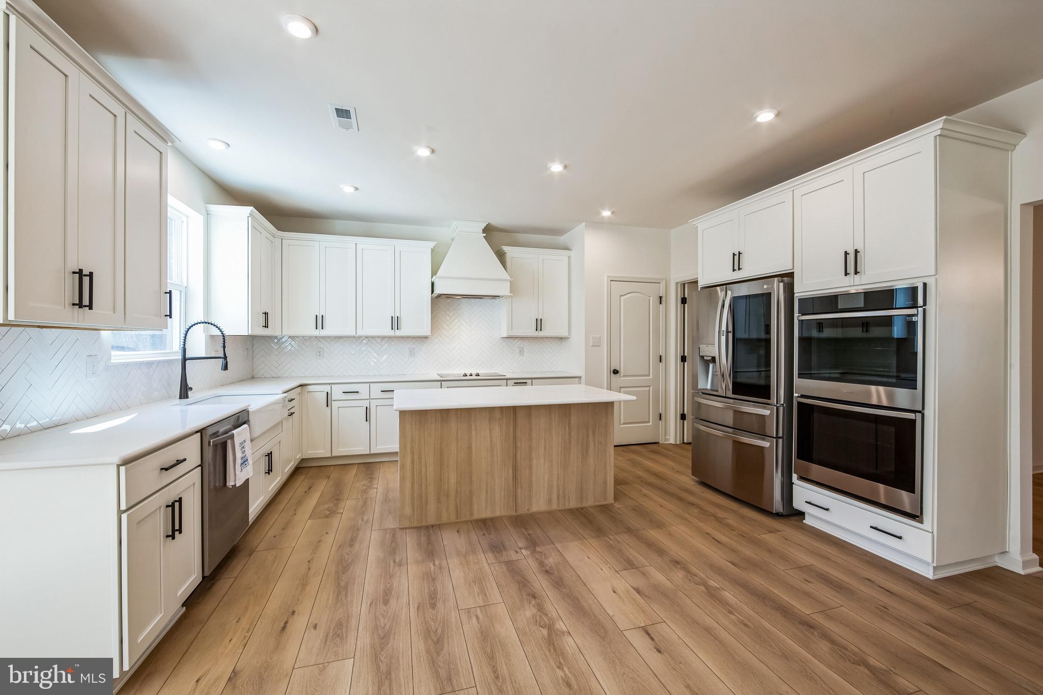 FULTON HILLS - Residential