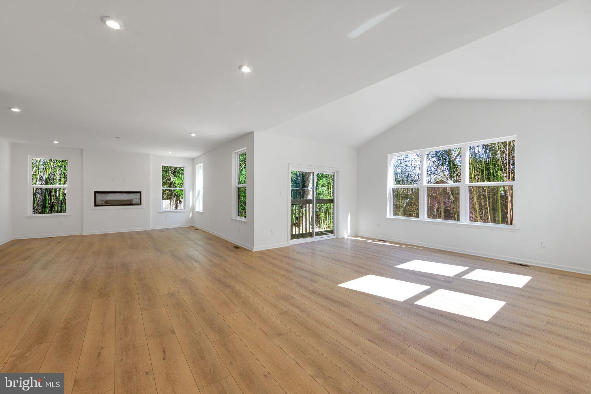 FULTON HILLS - Residential