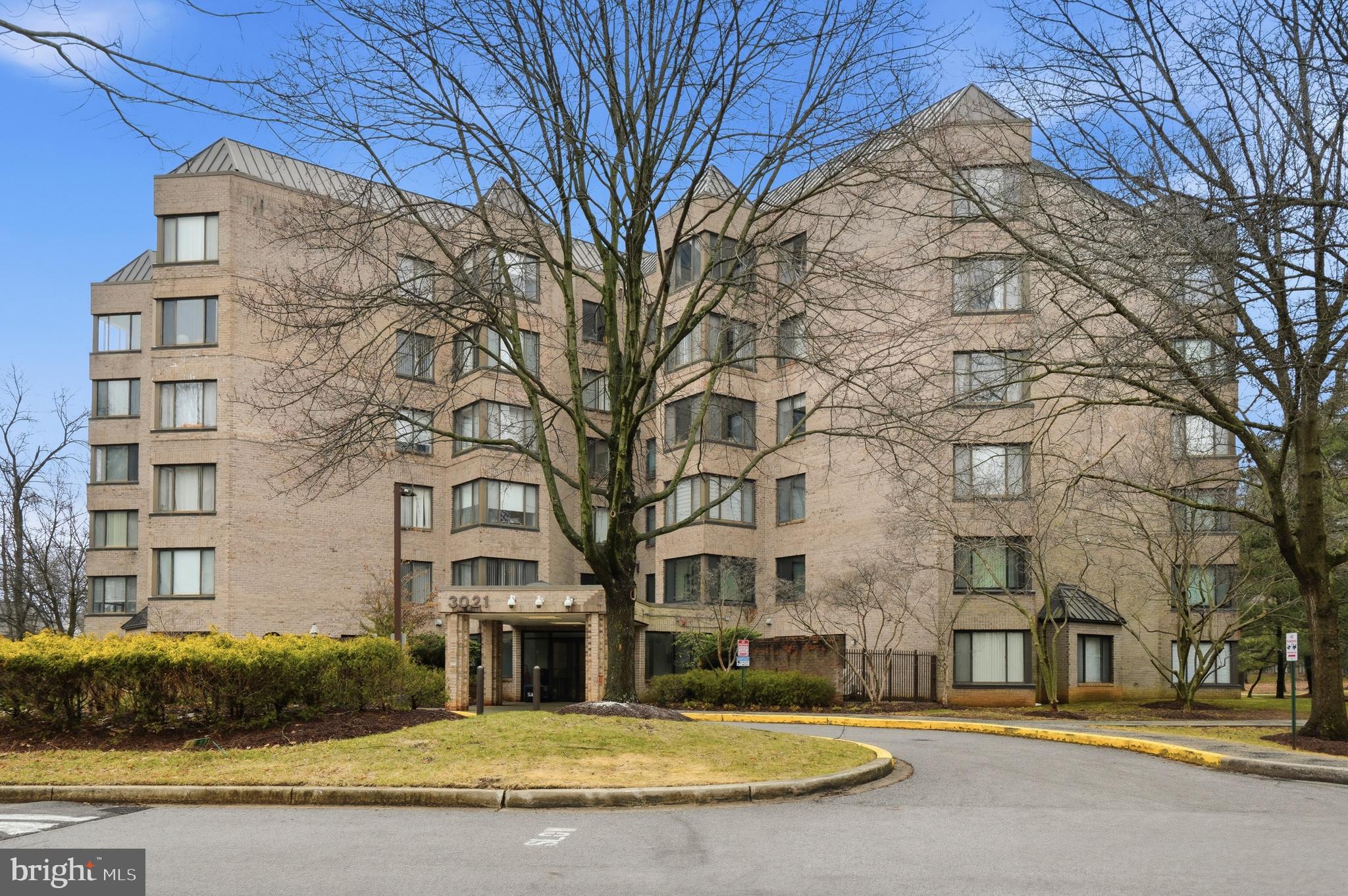 Welcome to this beautifully updated 5th-floor condo in The Towers, offering stunning views and spacious, elegant living. As you enter, you’re greeted by gleaming hardwood floors and an open, airy living room featuring recessed lighting and crown molding. The generous living area flows seamlessly into the dining room, creating the perfect space to entertain guests or enjoy everyday living. The spacious kitchen offers abundant cabinet storage and prep space, complemented by granite countertops, stainless steel appliances, and a pantry for all your kitchen essentials. The primary suite is bright and inviting with large windows, a walk-in closet, and a luxurious ensuite bathroom featuring dual vanities with additional storage, a jetted soaking tub, and a stall shower with custom tile surround, the perfect retreat after a long day. The second bedroom is ideal for guests, a home office, or flex space and is conveniently located near the second full bathroom with a soaking tub. A separate laundry room adds everyday convenience. Residents of The Towers enjoy an array of resort-style amenities, including a game room, exercise room, meeting room, tennis courts, pool, and sauna. Conveniently located near Cross Country Blvd, Park Heights Ave, and Smith Ave, with easy access to shopping, dining, and commuter routes. Don’t miss this opportunity to enjoy comfortable, amenity-filled living with beautiful views!