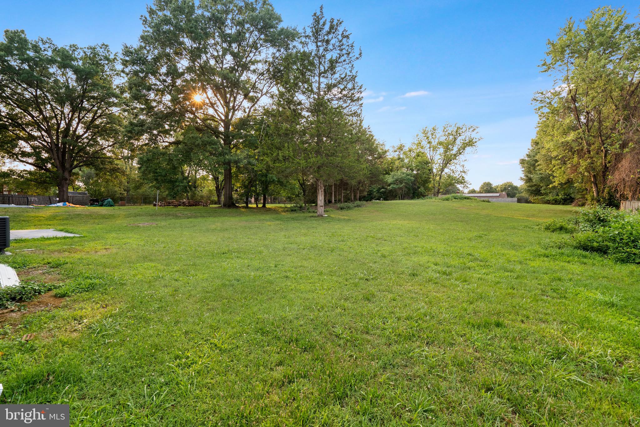 HORSE SHOE ROAD - Residential