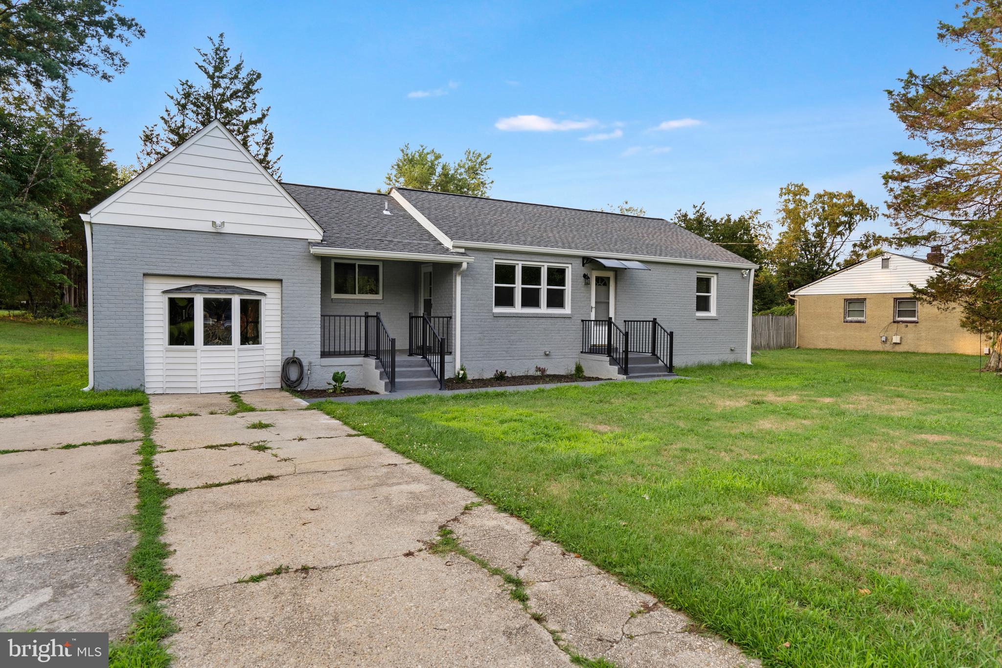 HORSE SHOE ROAD - Residential