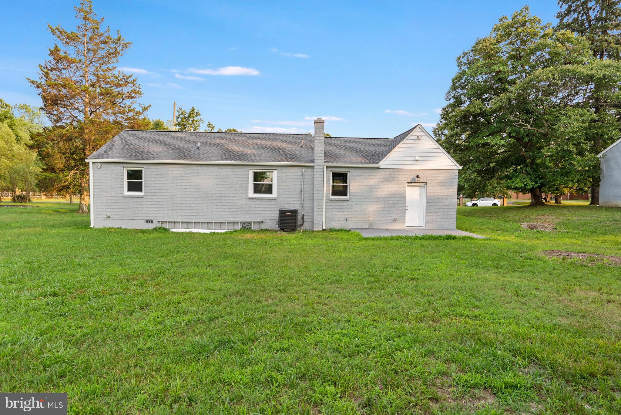 HORSE SHOE ROAD - Residential