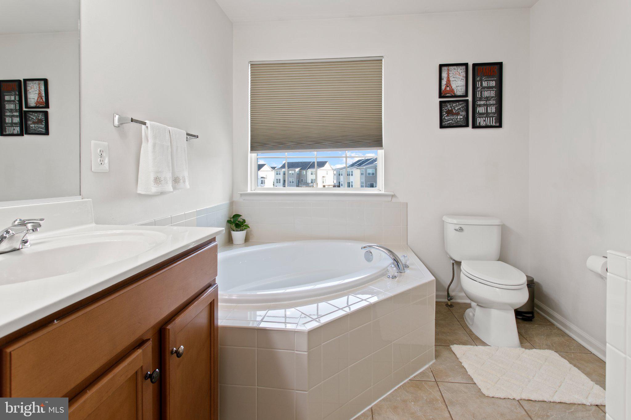 GREENFIELD AT COLLEGIATE ACRES - Residential