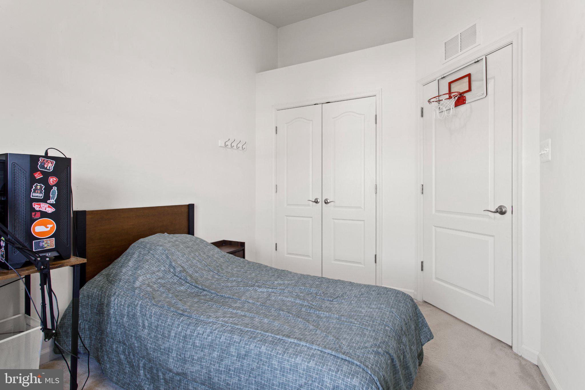 GREENFIELD AT COLLEGIATE ACRES - Residential