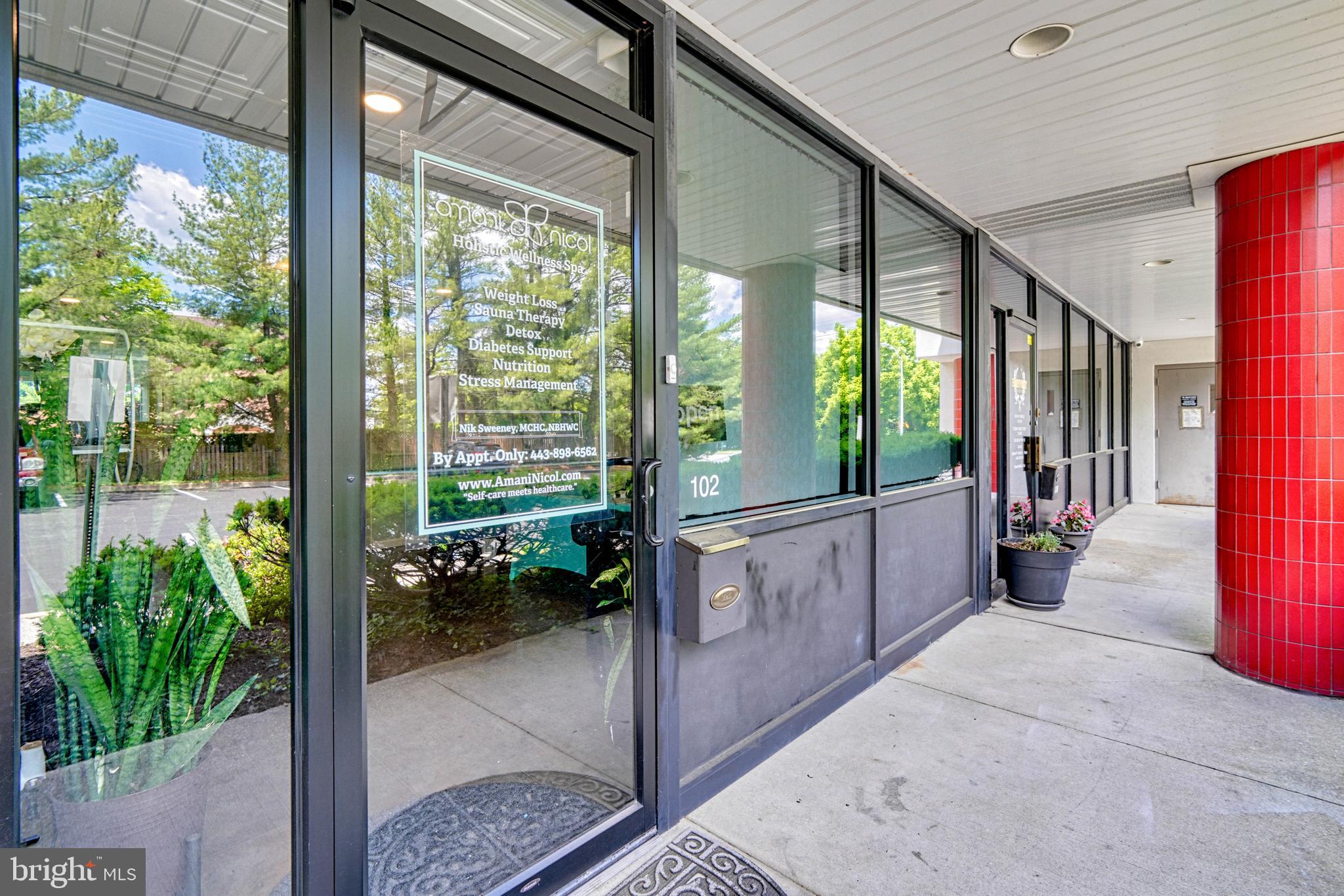 PIKESVILLE - Commercial Sale