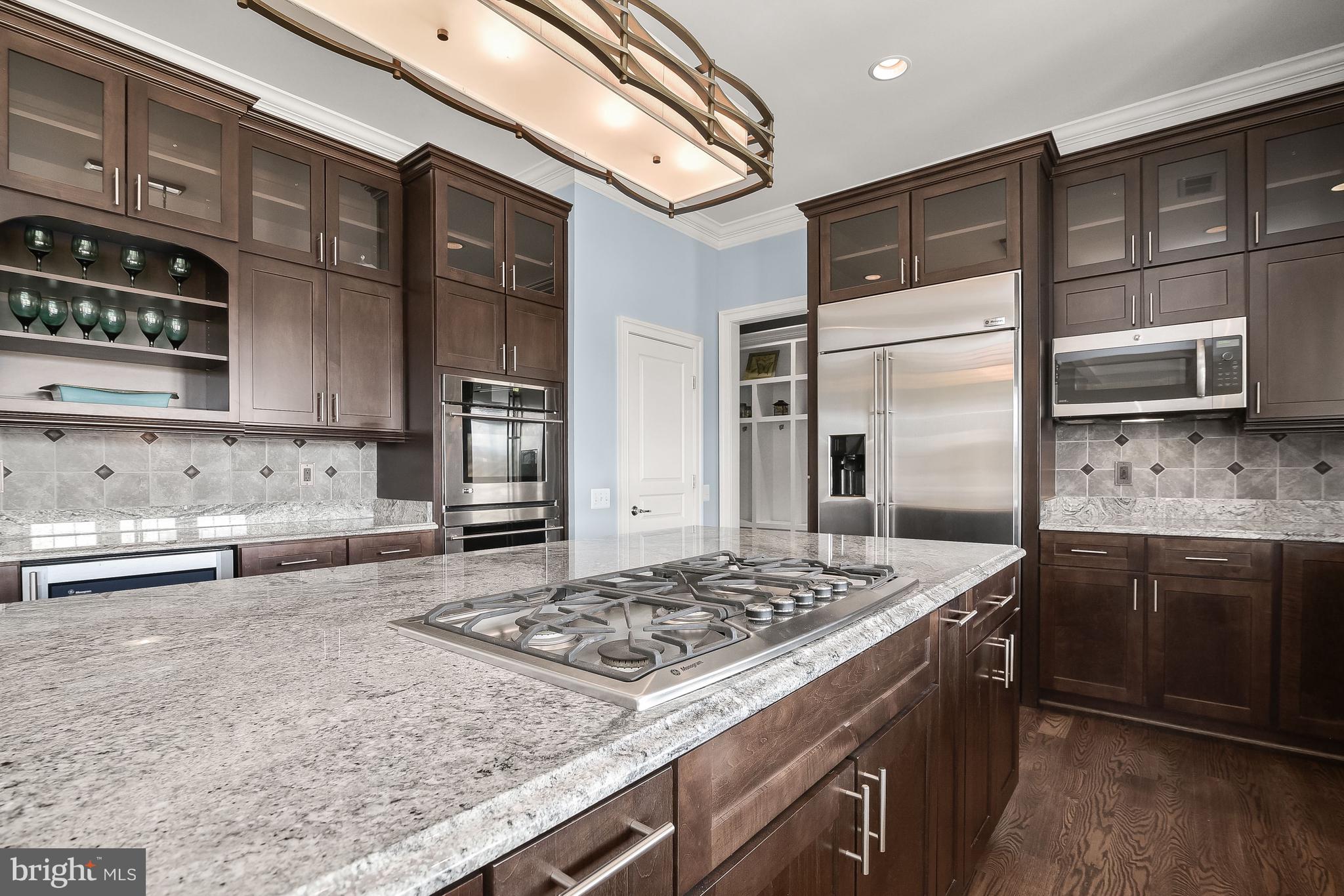 RED CEDAR - Residential