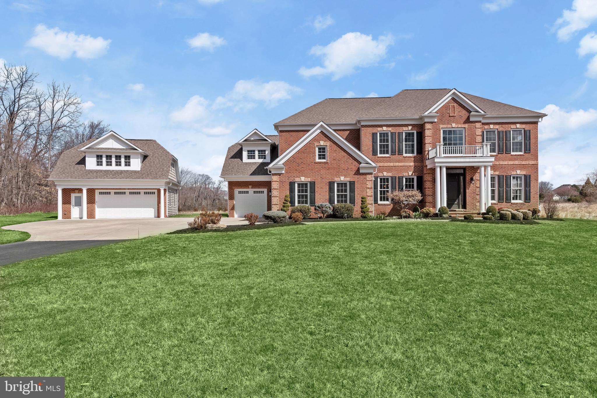 RED CEDAR - Residential