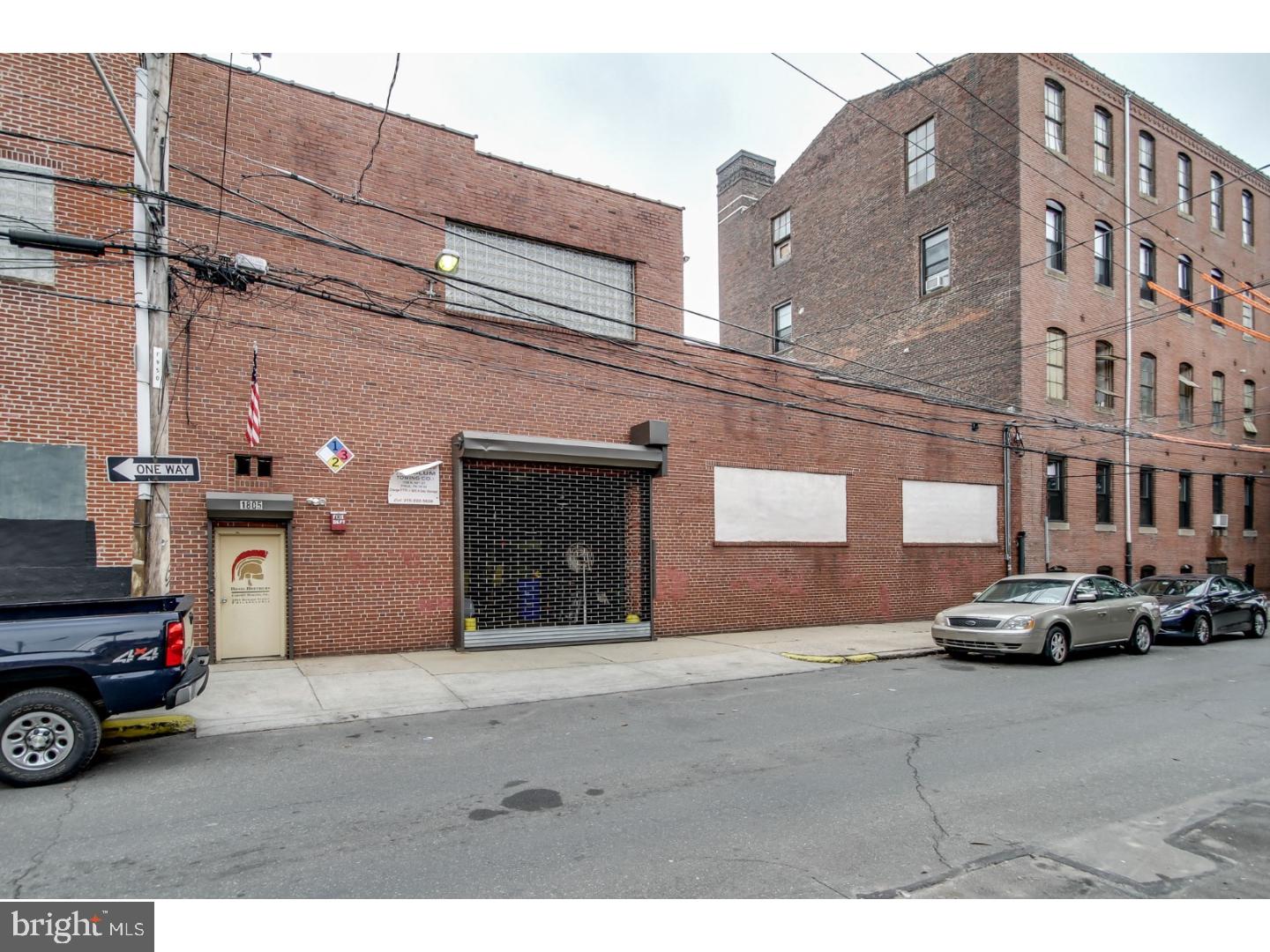 KENSINGTON - Commercial Sale