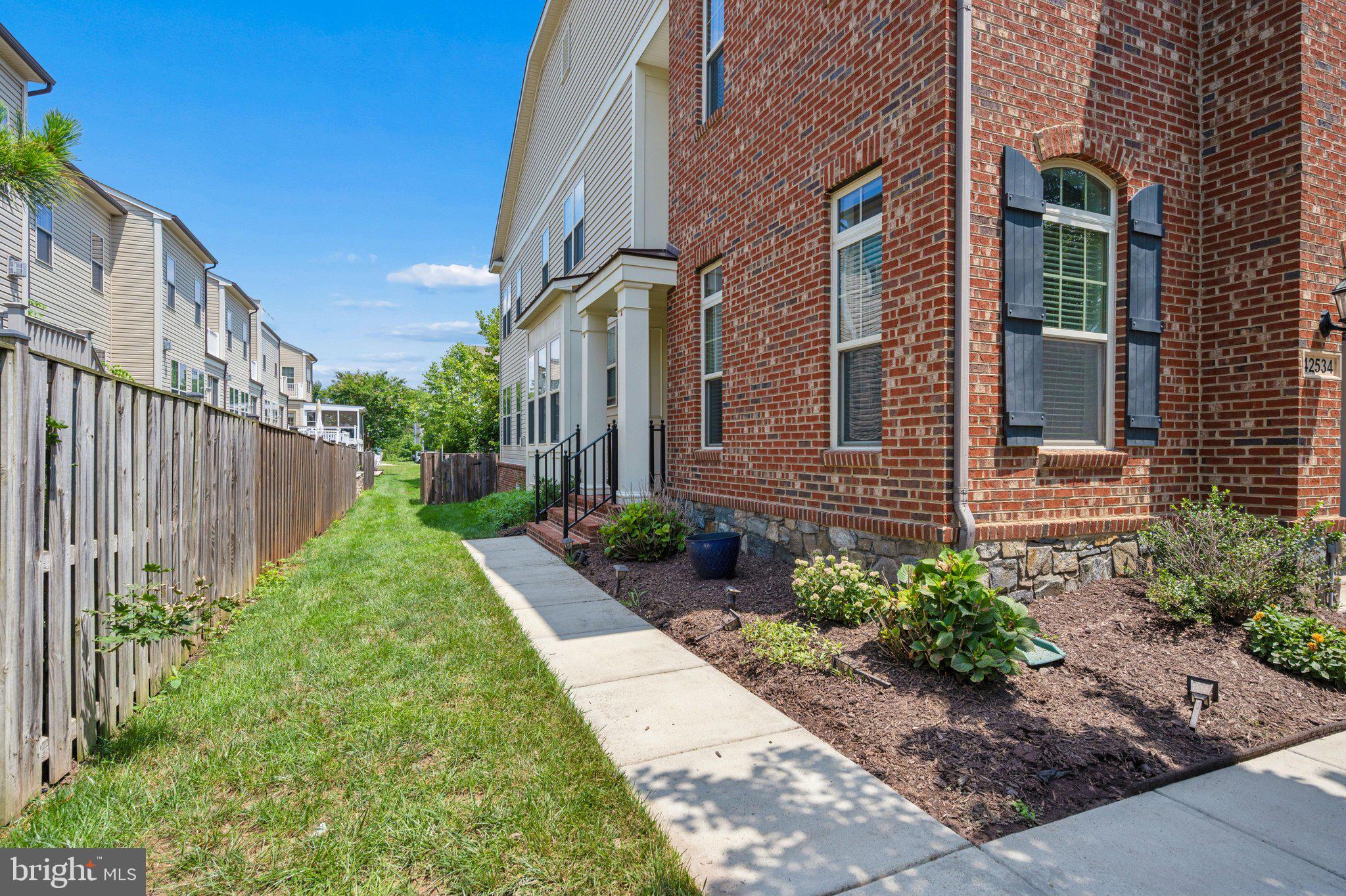 BRAMBLETON - Residential