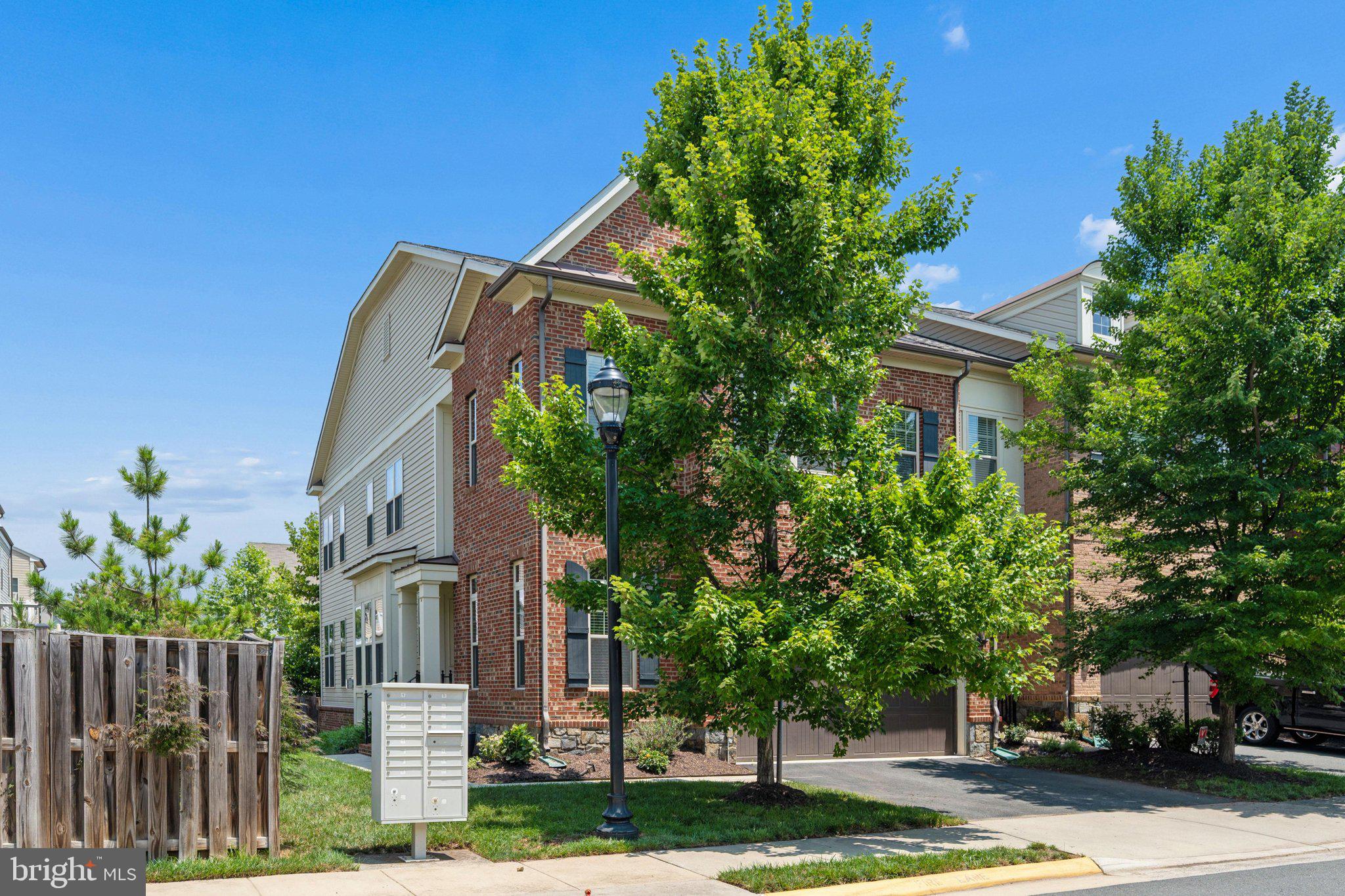 BRAMBLETON - Residential