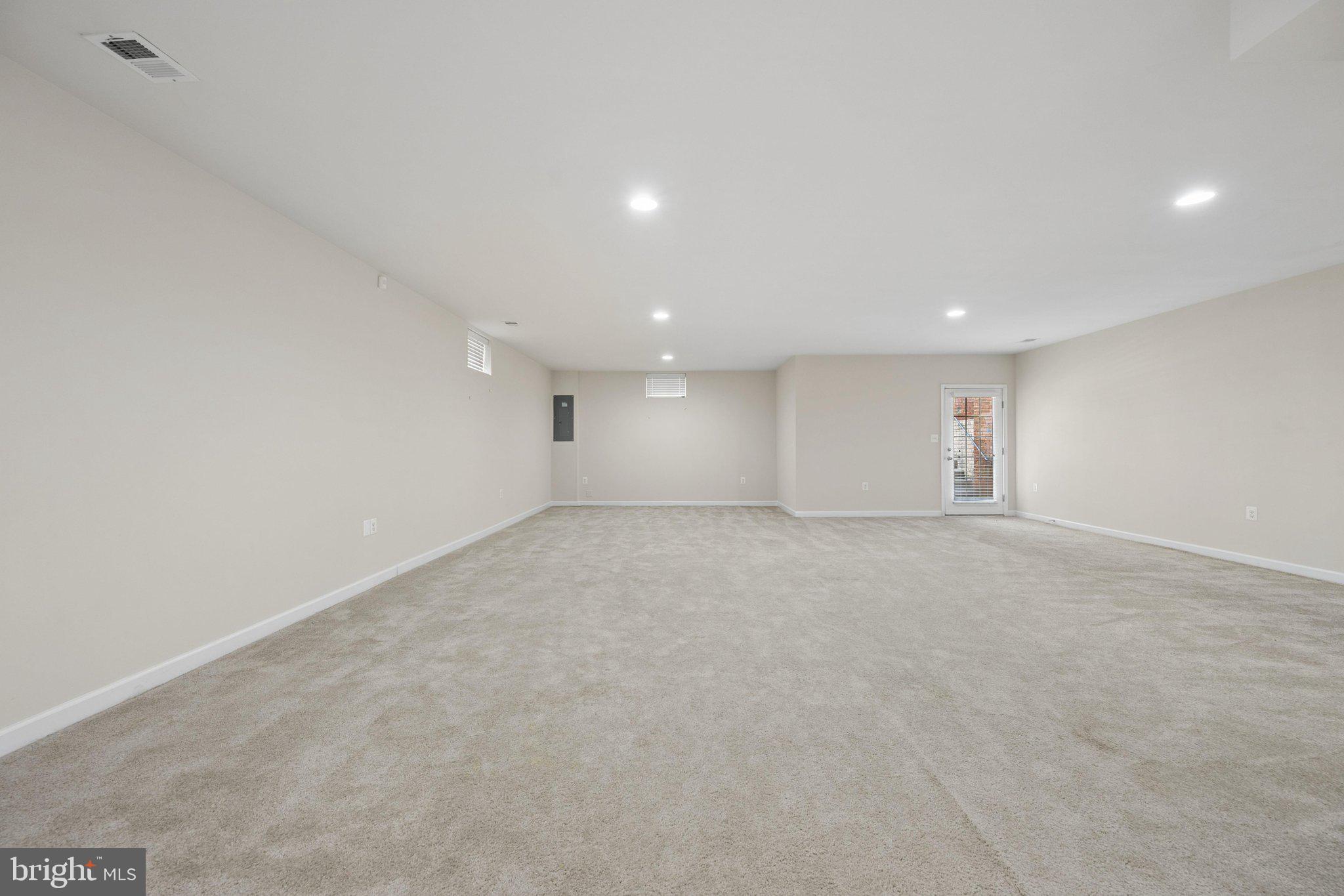 BRAMBLETON - Residential