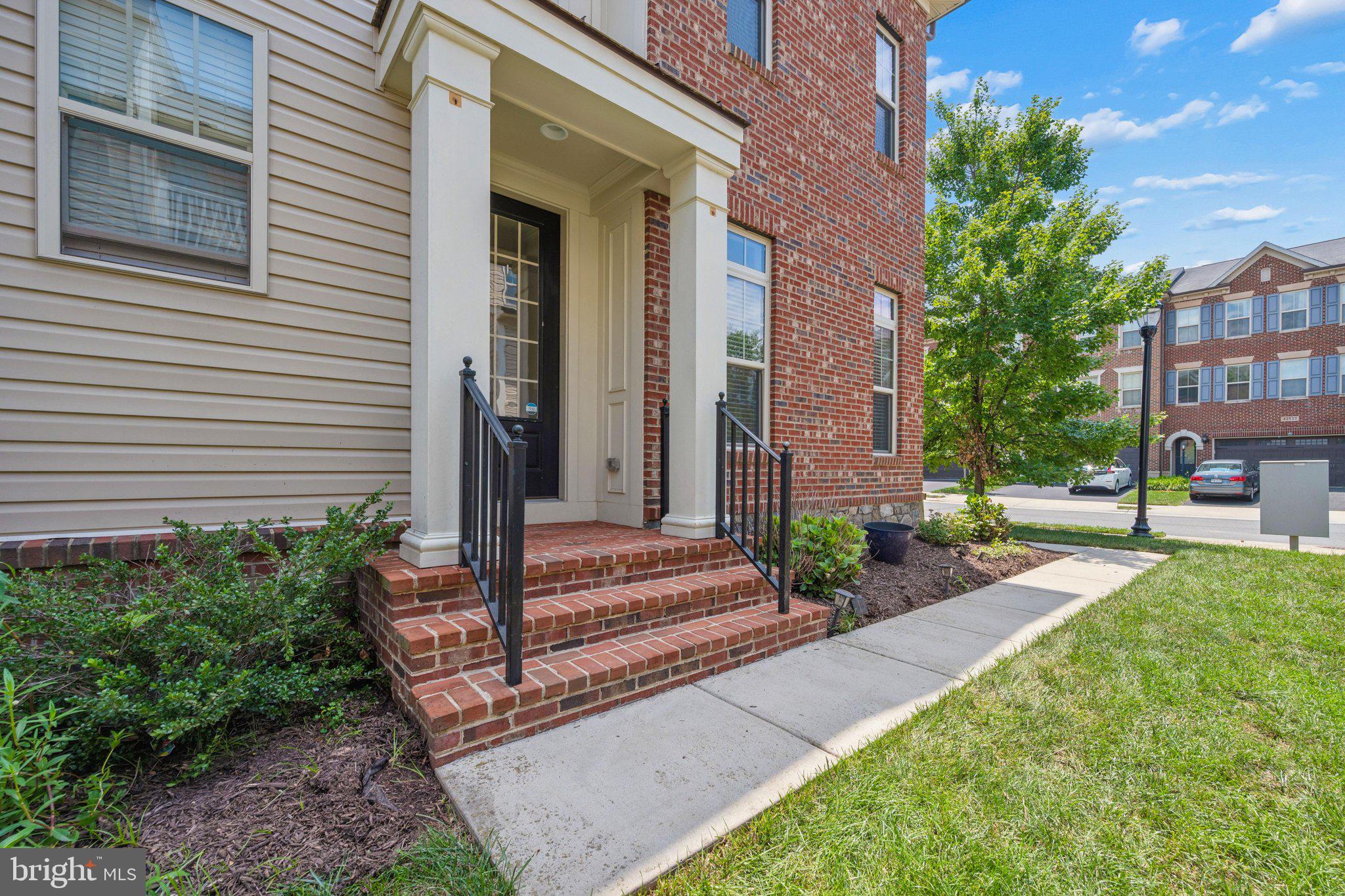 BRAMBLETON - Residential