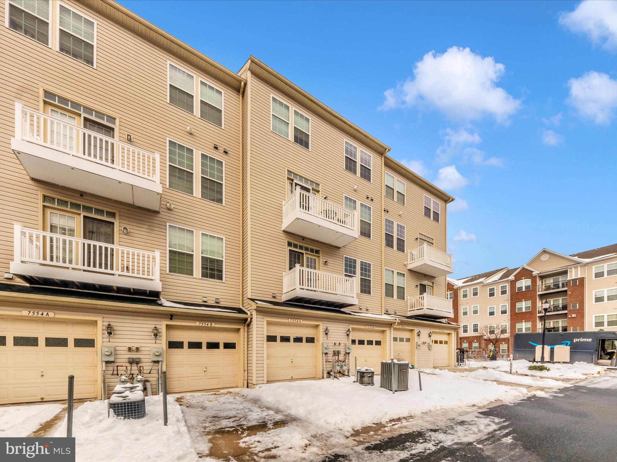 STONEY RUN - Residential Lease