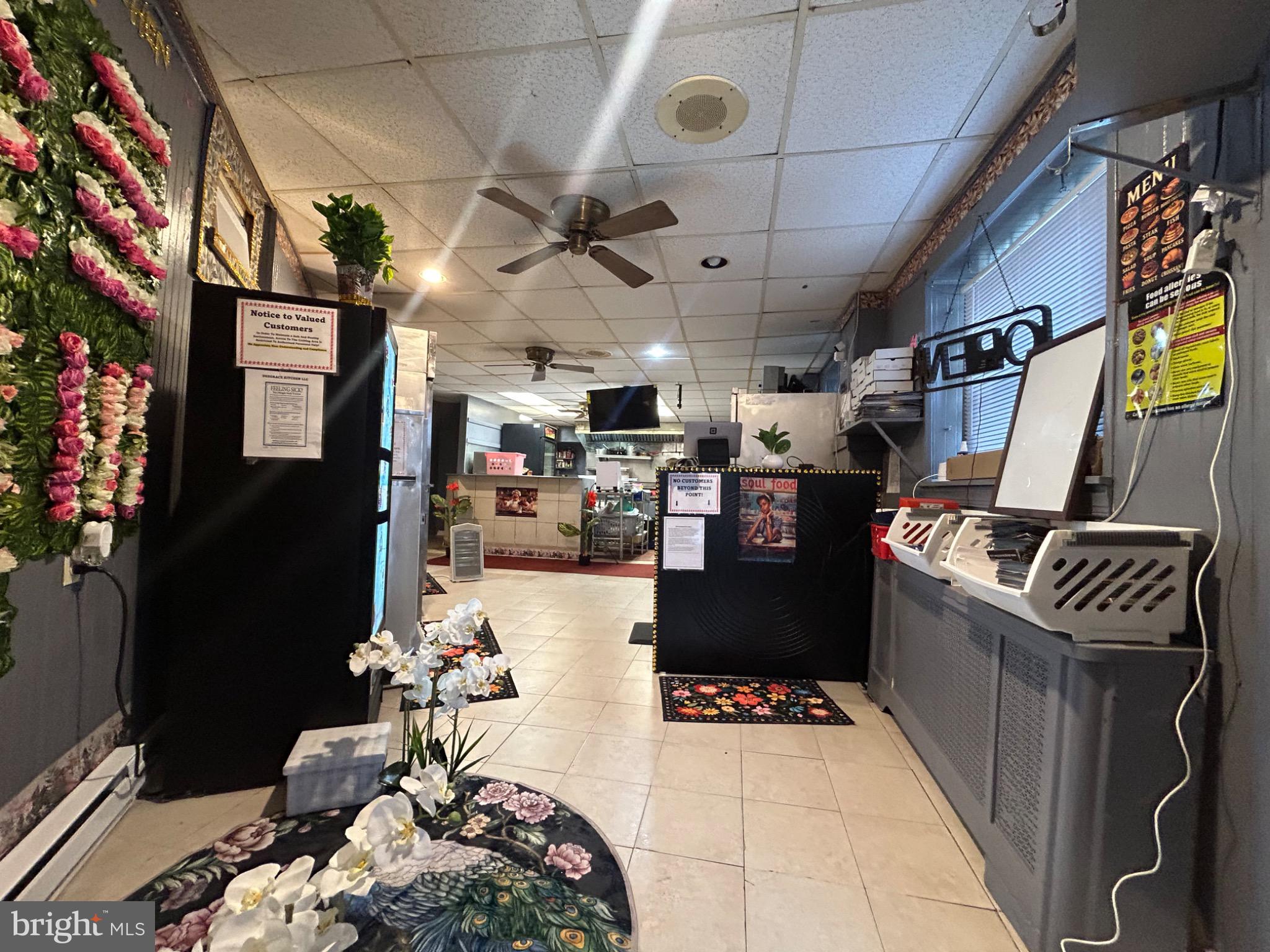 EAST OAK LANE - Business Opportunity