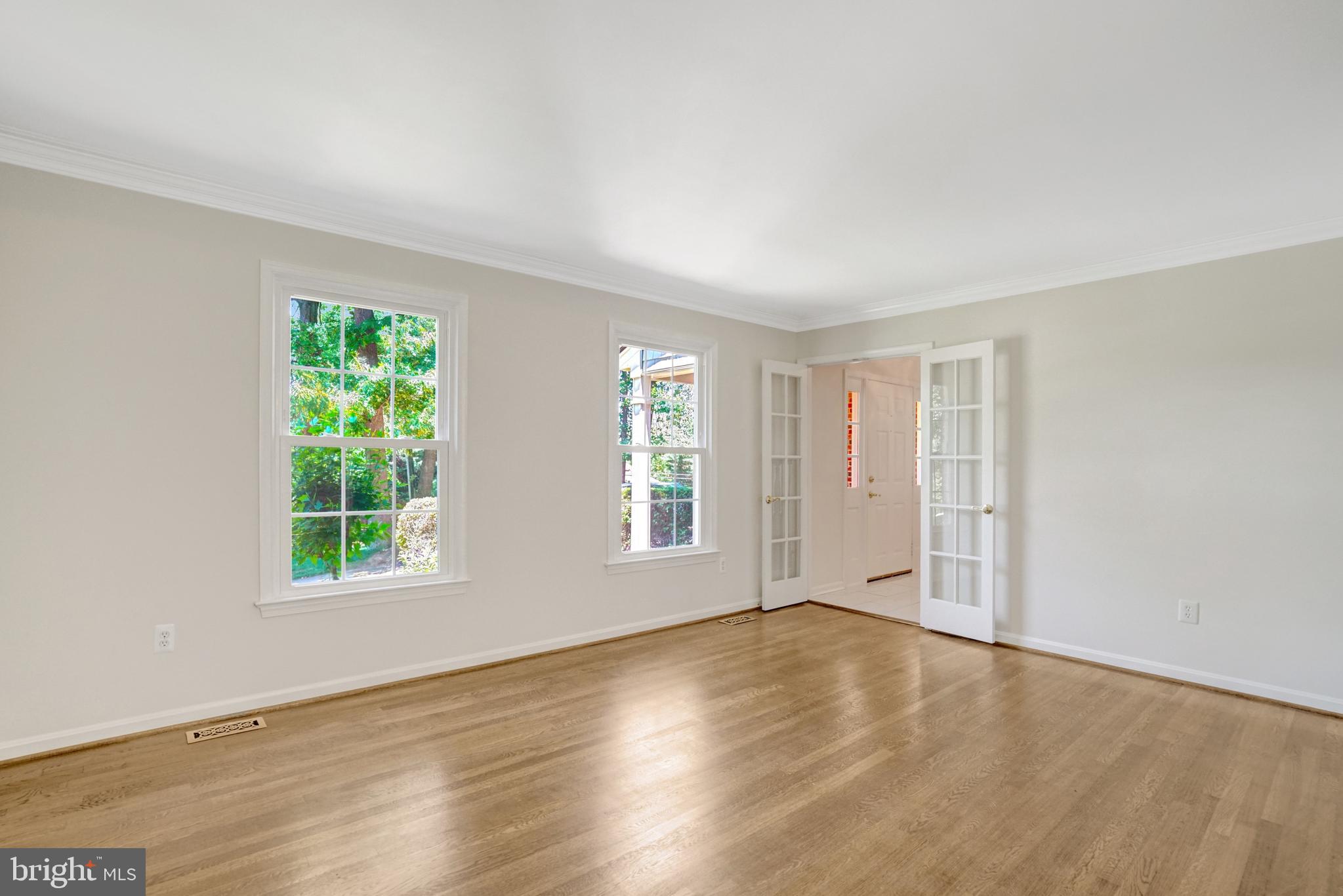TYSONS WOODS - Residential