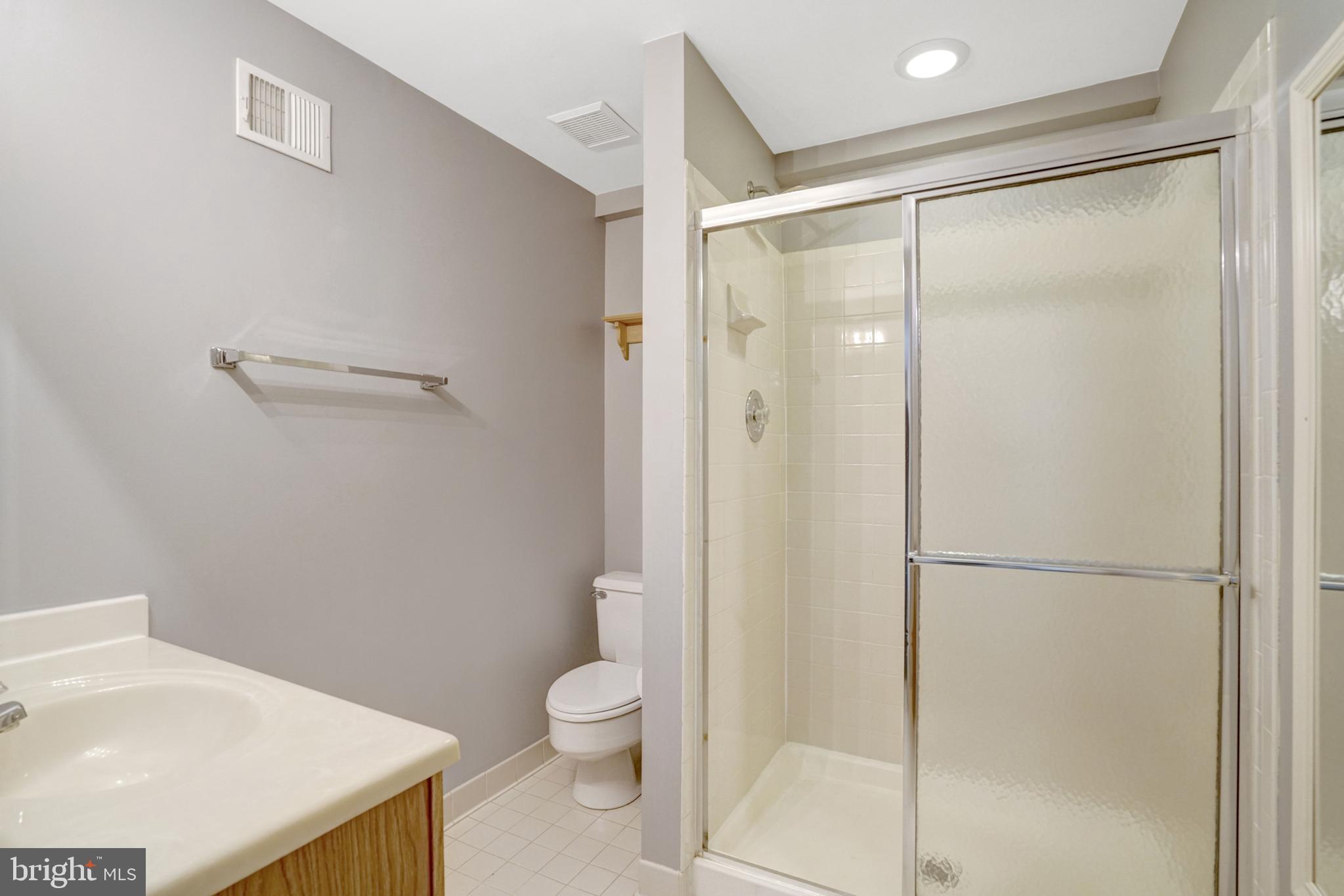 TYSONS WOODS - Residential