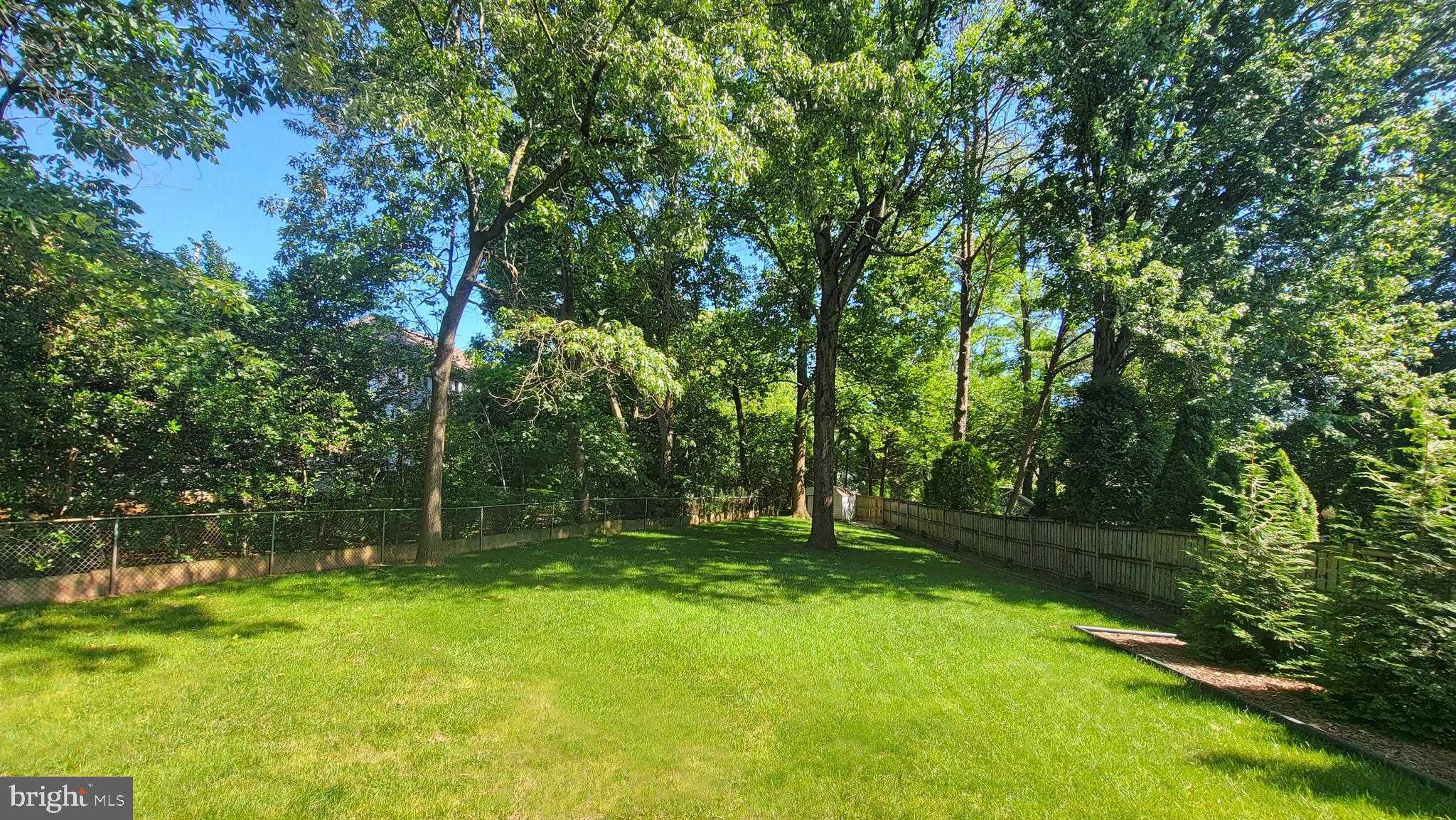 TYSONS WOODS - Residential