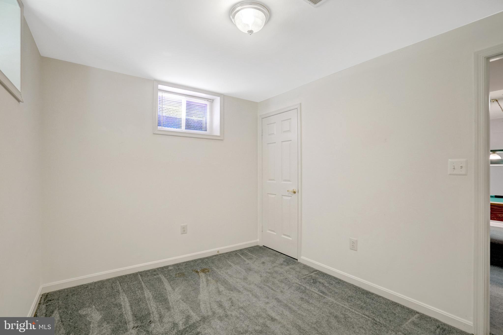 TYSONS WOODS - Residential