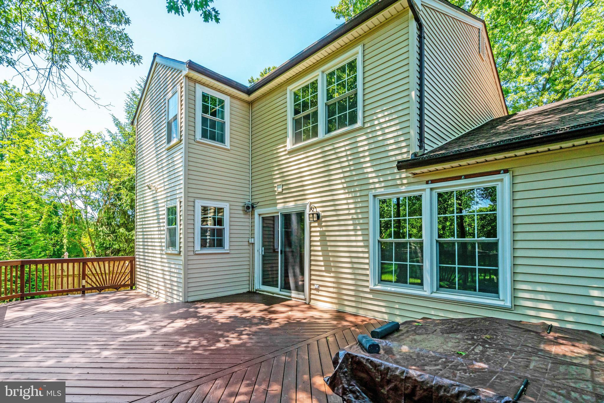 TYSONS WOODS - Residential