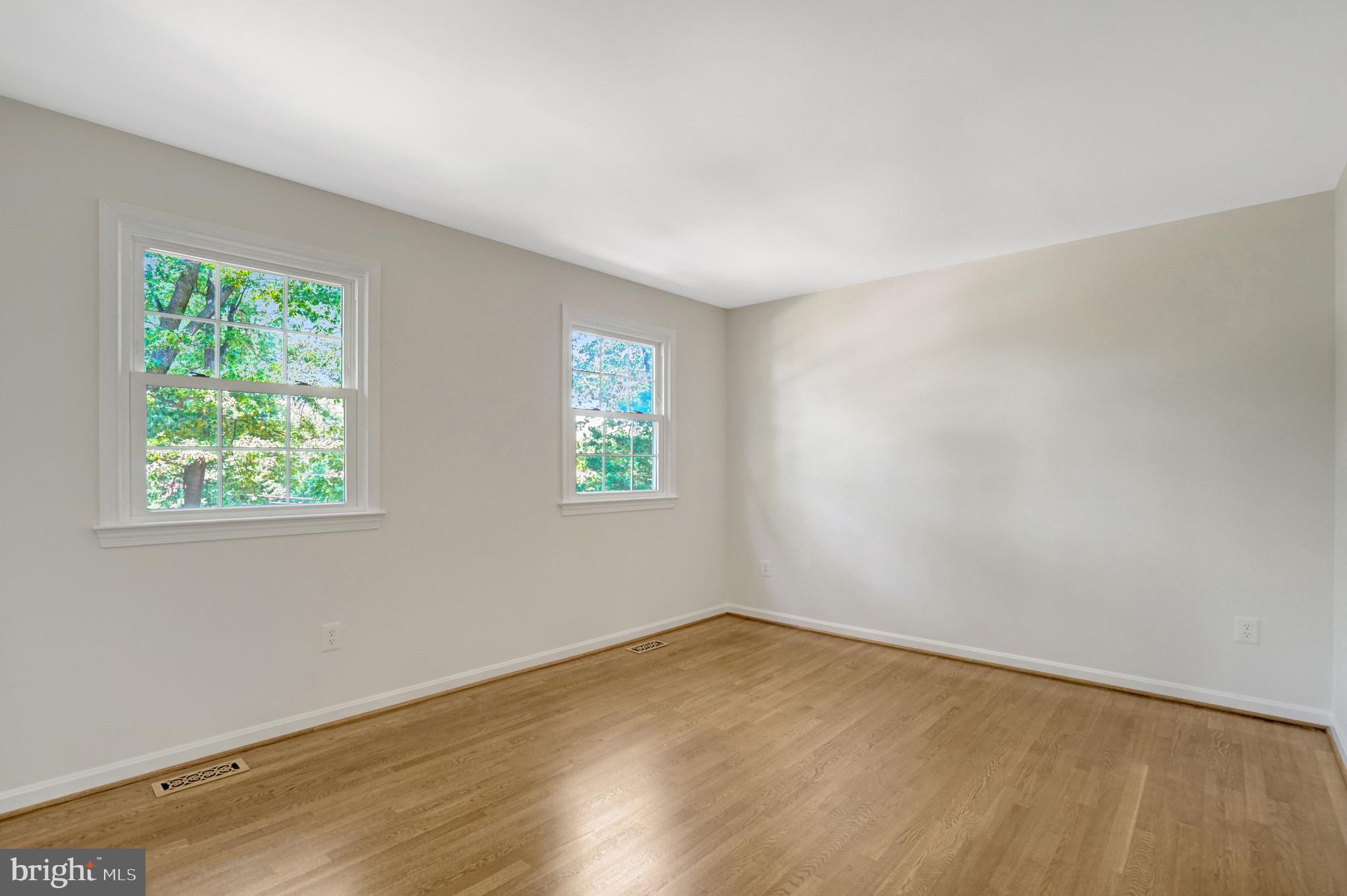 TYSONS WOODS - Residential