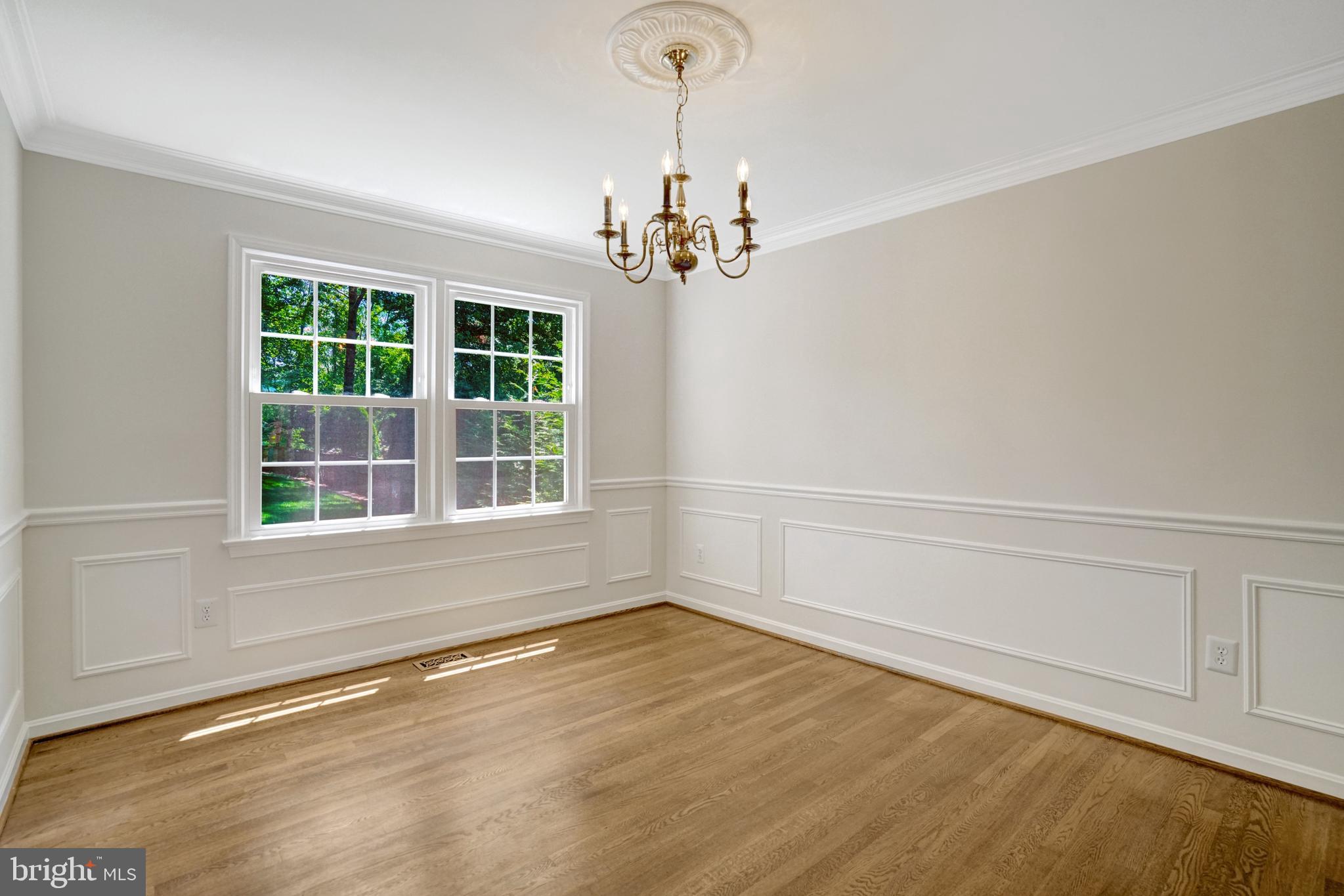 TYSONS WOODS - Residential