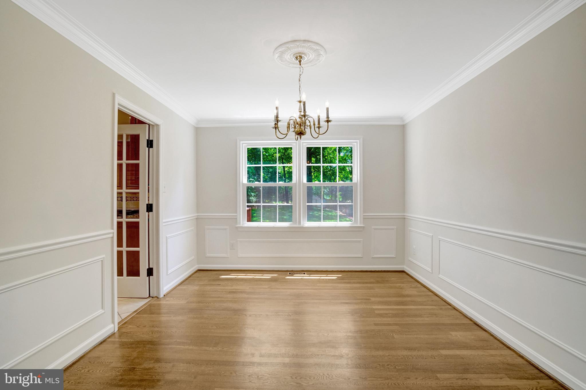 TYSONS WOODS - Residential